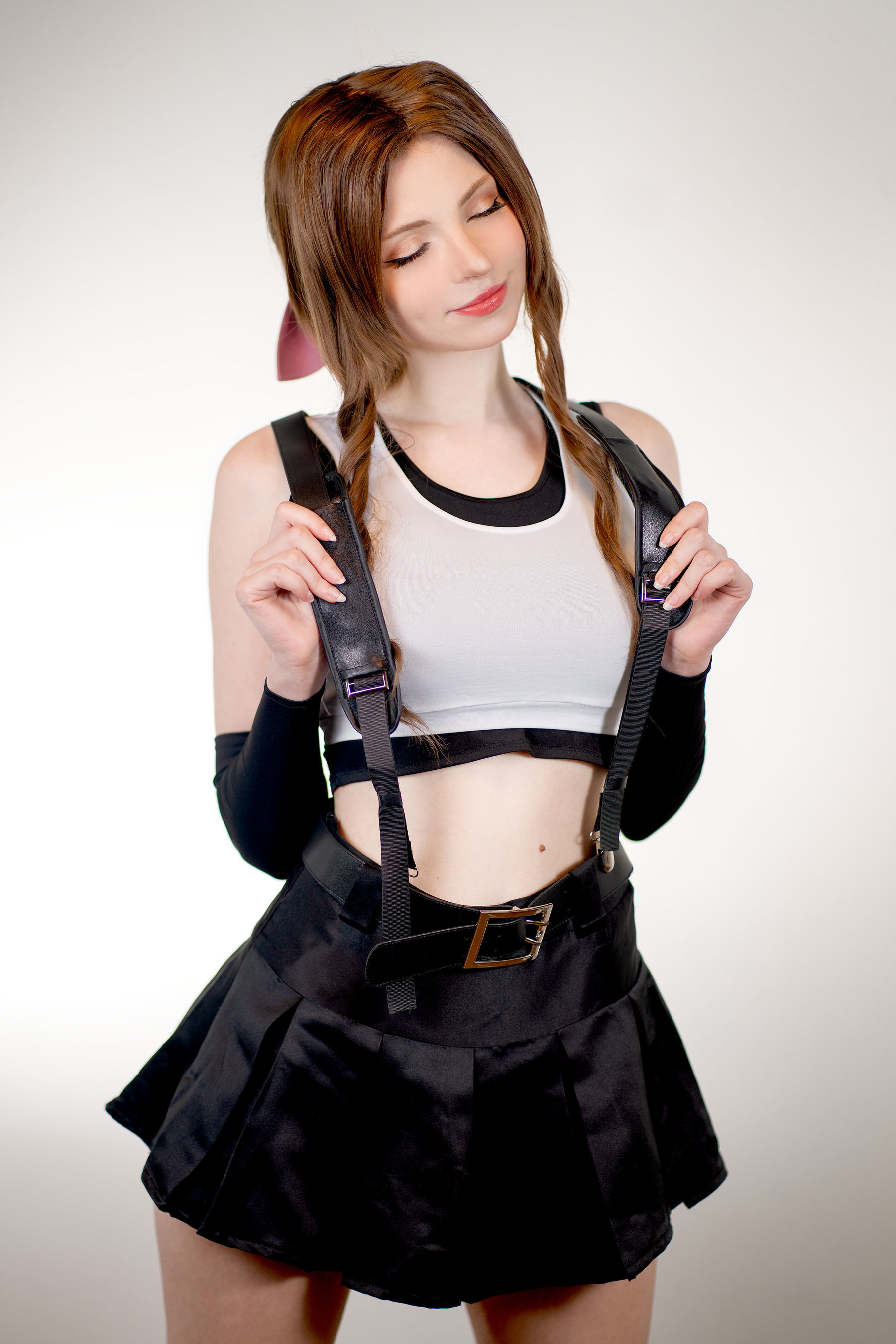 [网红COSER写真] Peach milky - Aerith Tifa Swap