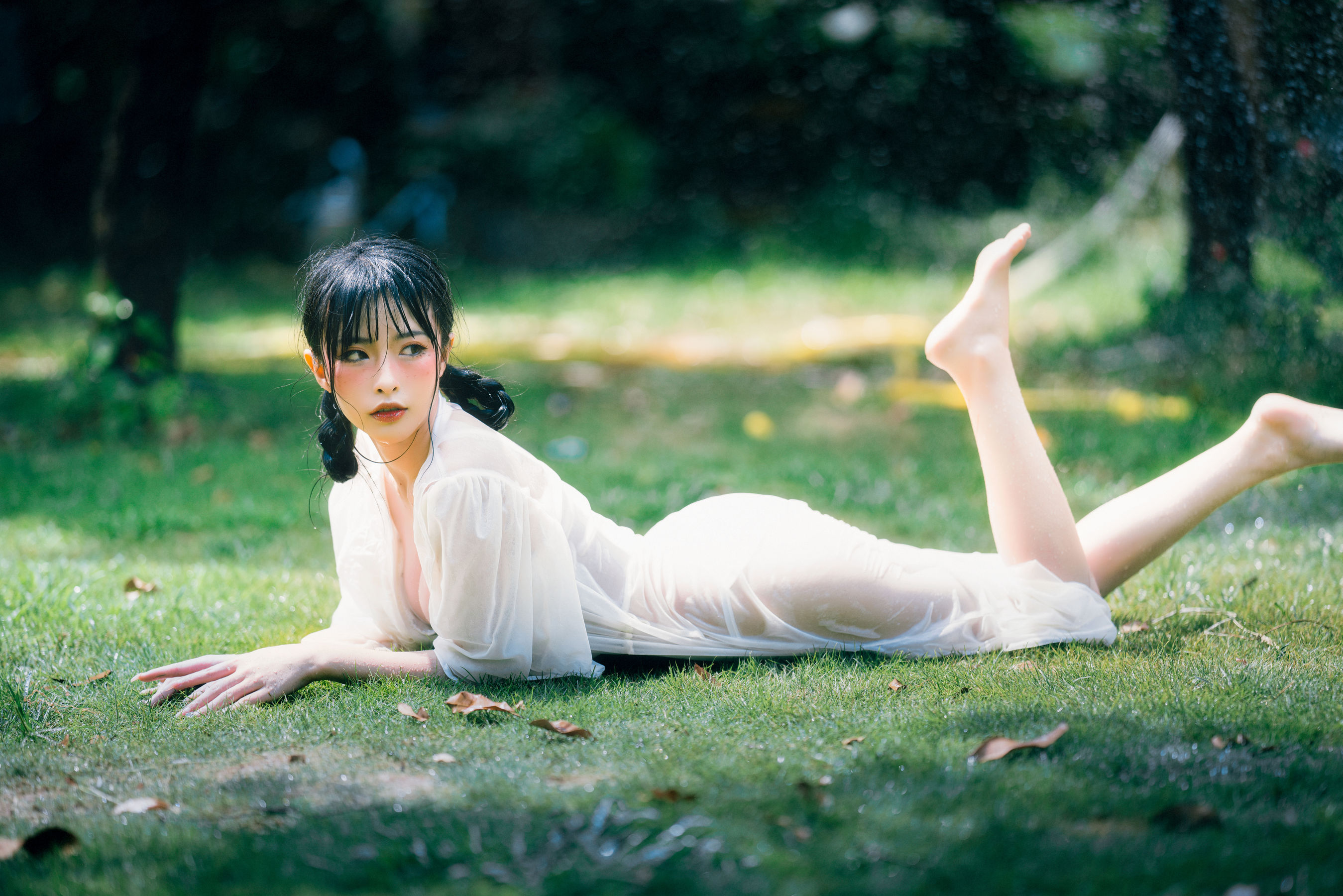 [网红COSER写真] 尤物清水由乃 - 湿水洛丽塔