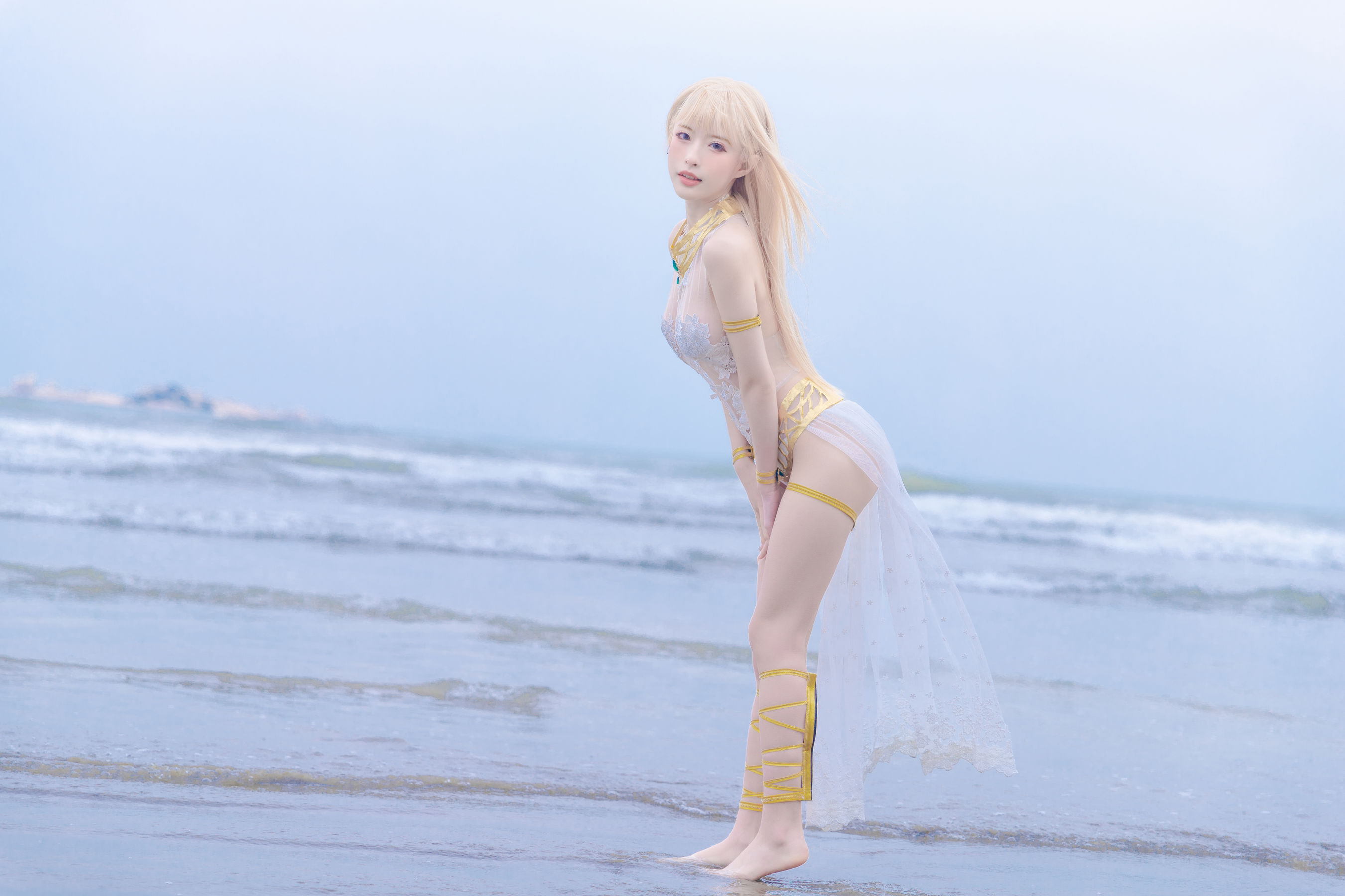 [网红COSER写真] 尤物清水由乃 - 玛丽萝丝白色泳衣