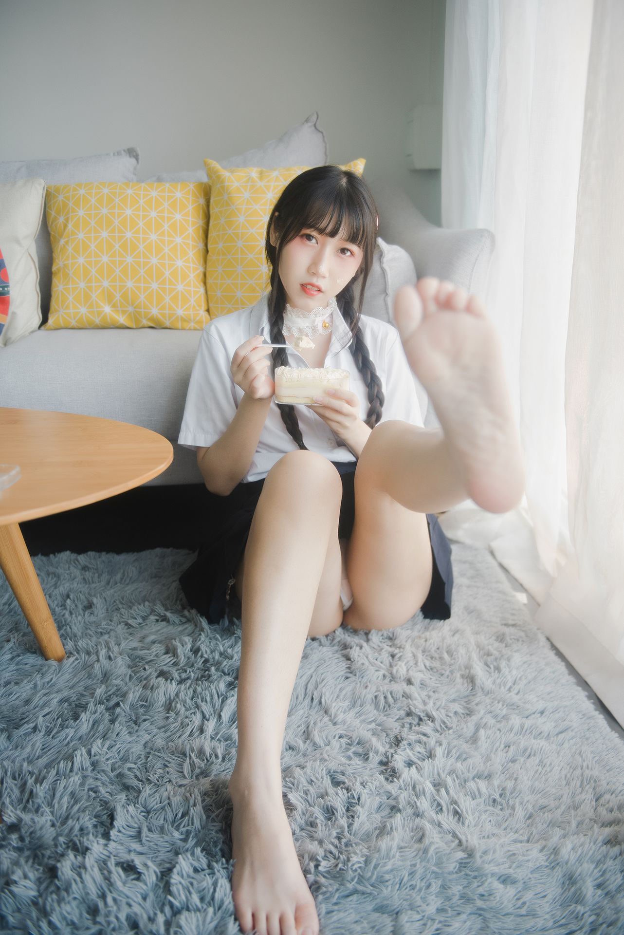 [网红COSER写真] 微博人气Coser不呆猫 - 奶油少女
