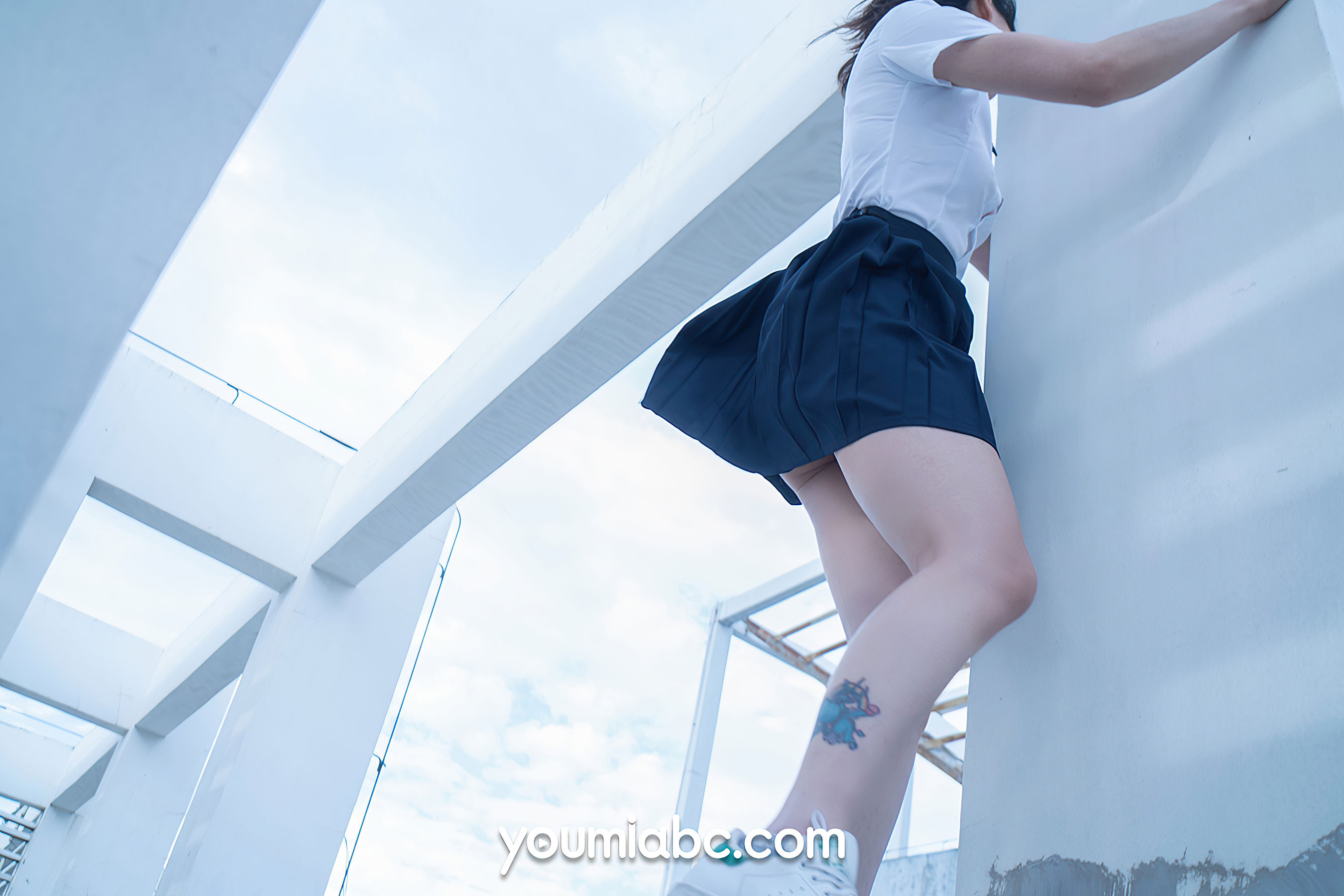 [尤蜜YouMiabc]  糖積-女摄影 蓝白物语