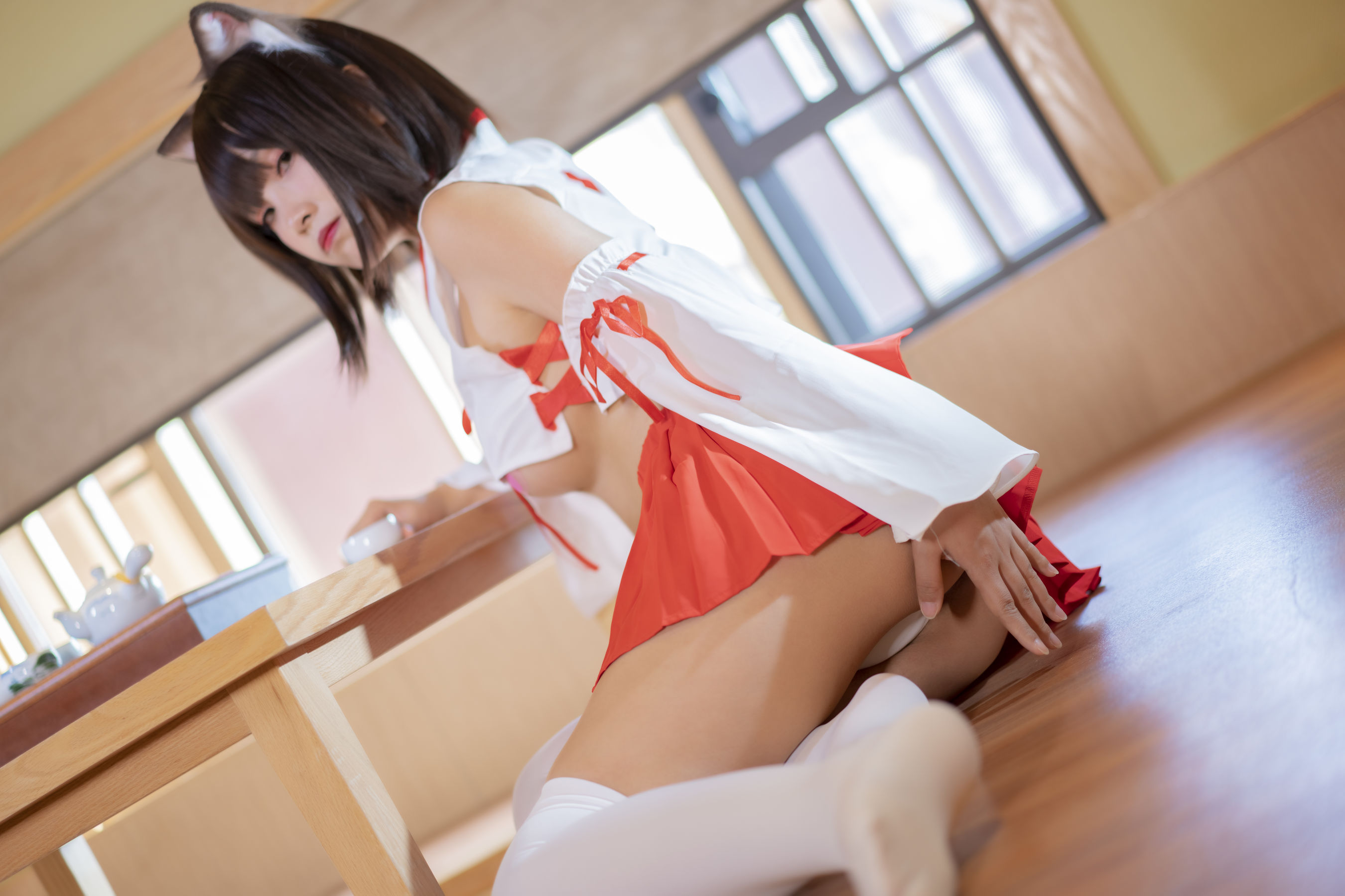[福利COS] Neko-薇薇 - 巫女