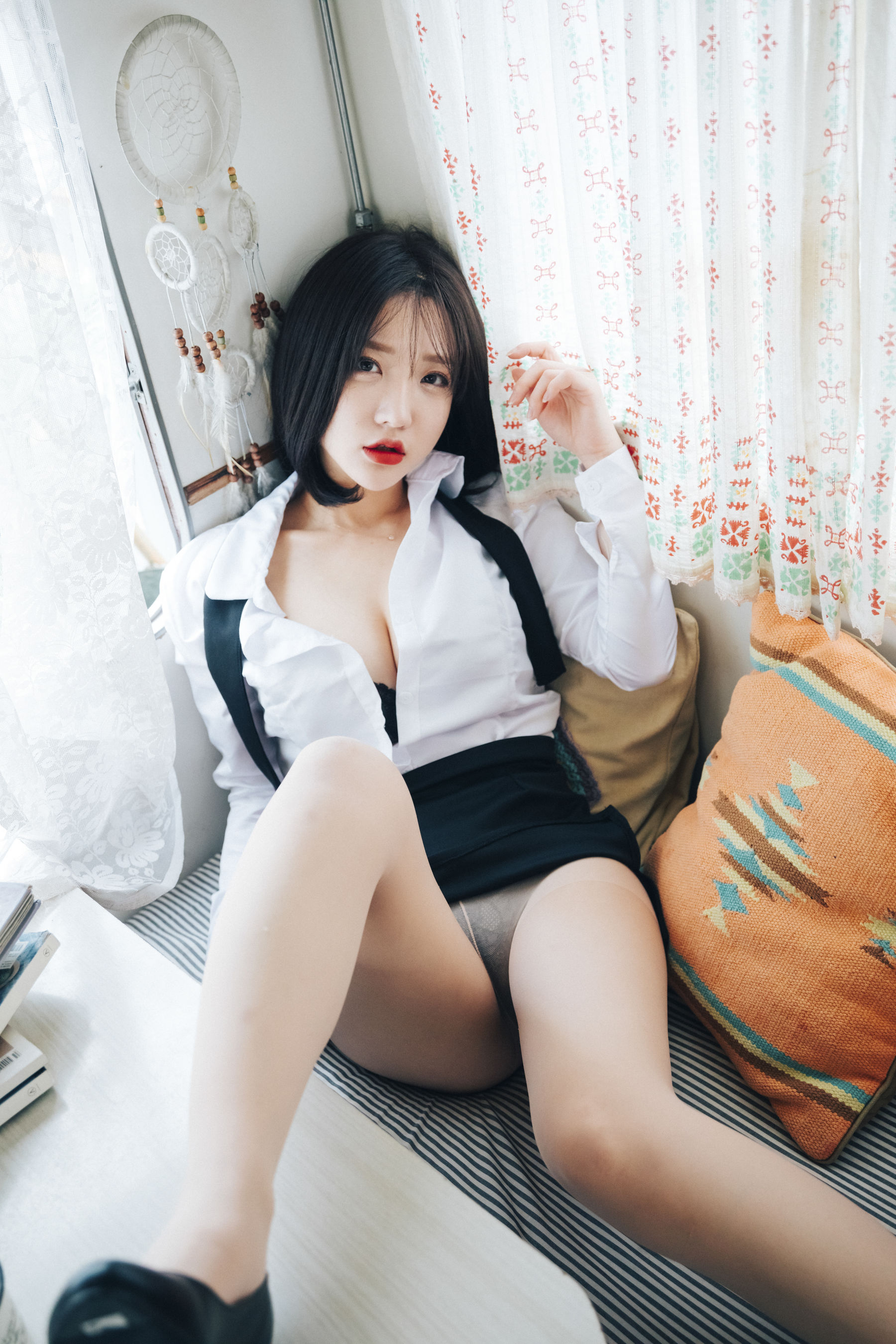[LOOZY] Yeeun - Officegirl's Vacation Vol.2