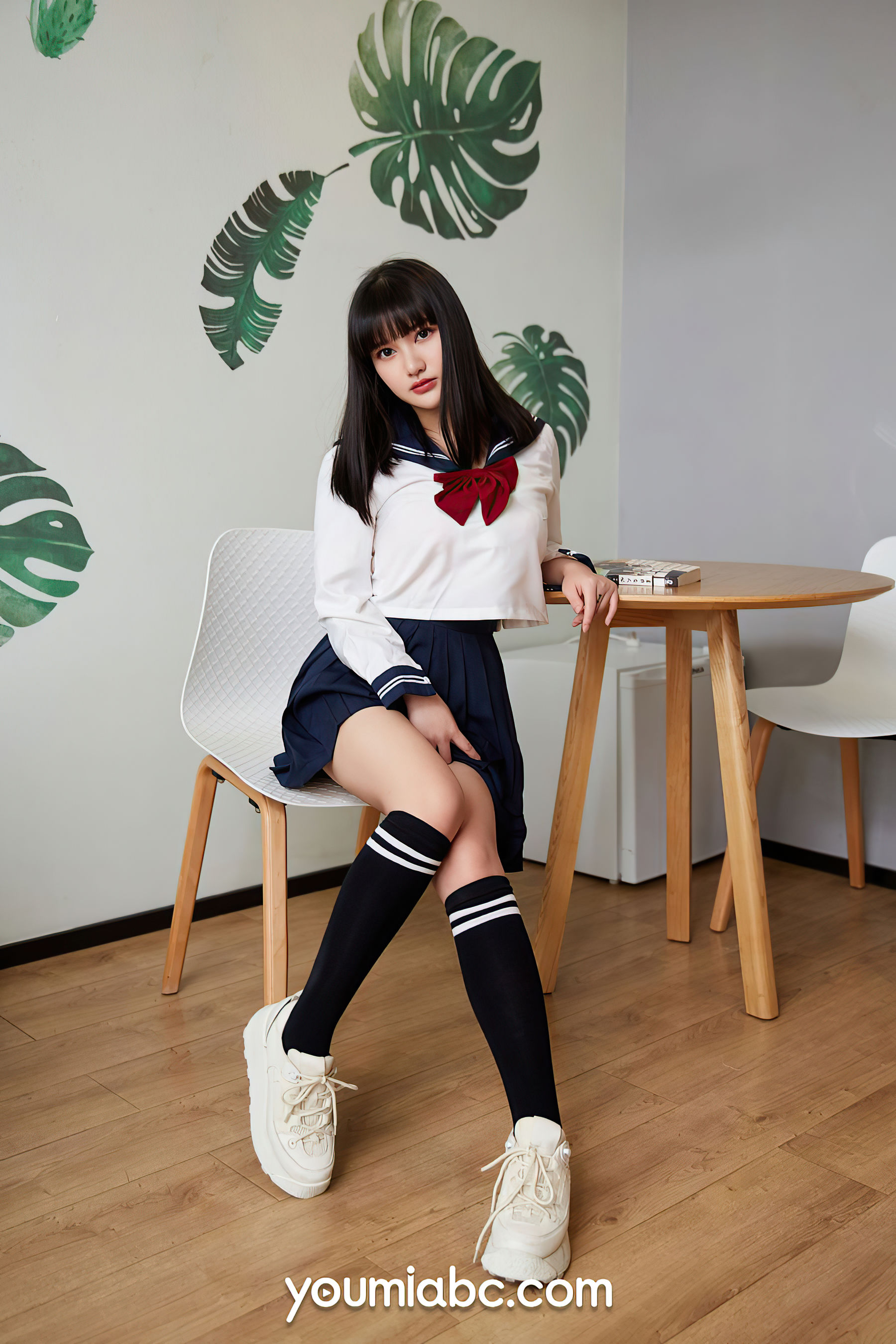 [尤蜜YouMiabc]  尹兒 落跑学妹
