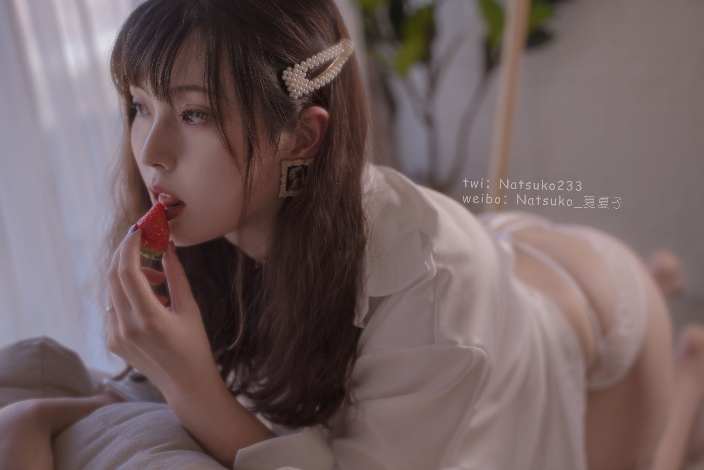[网红COS] Natsuko夏夏子 - 男友衬衫