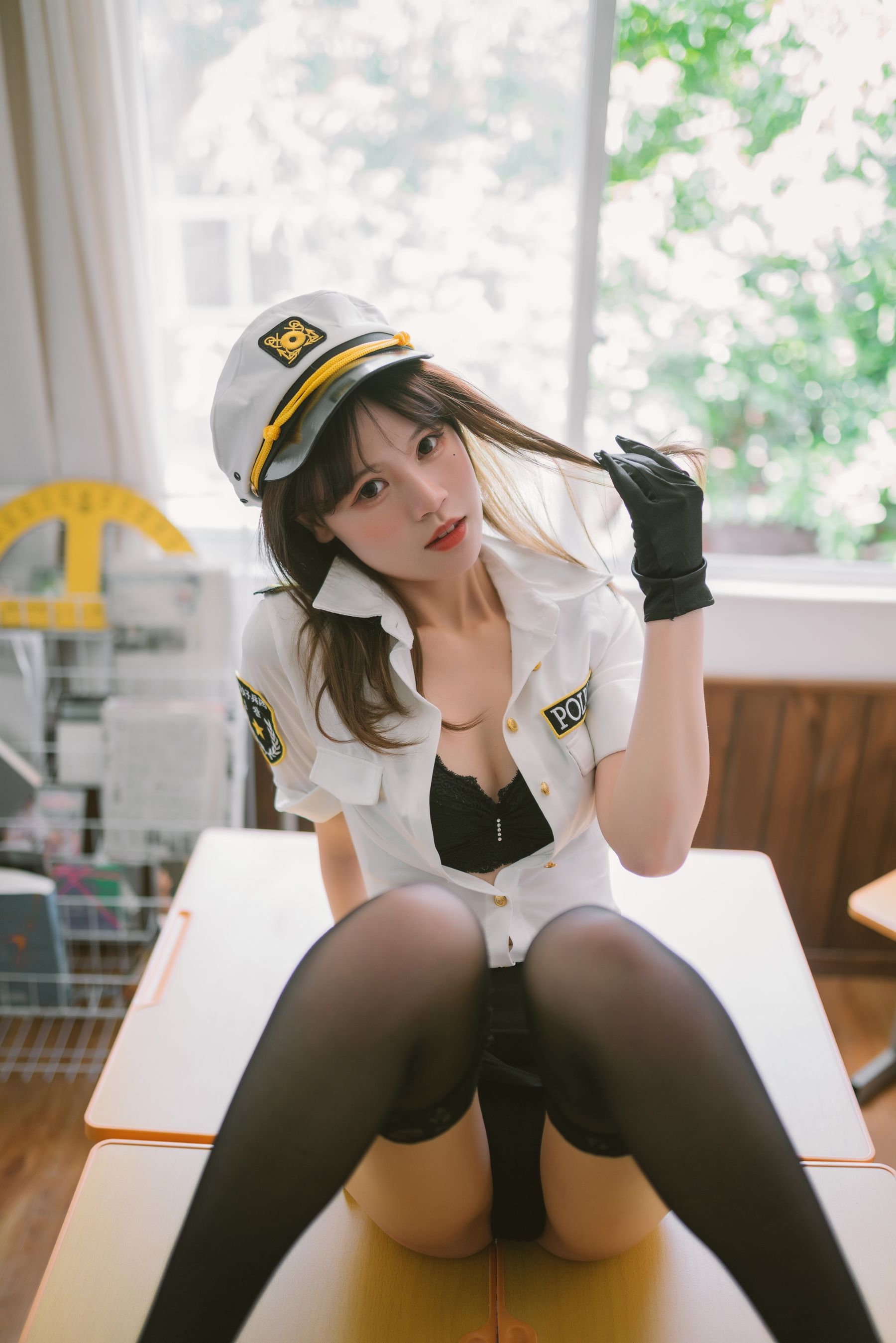 [网红COS] 千反田鹿子 - 日常女警