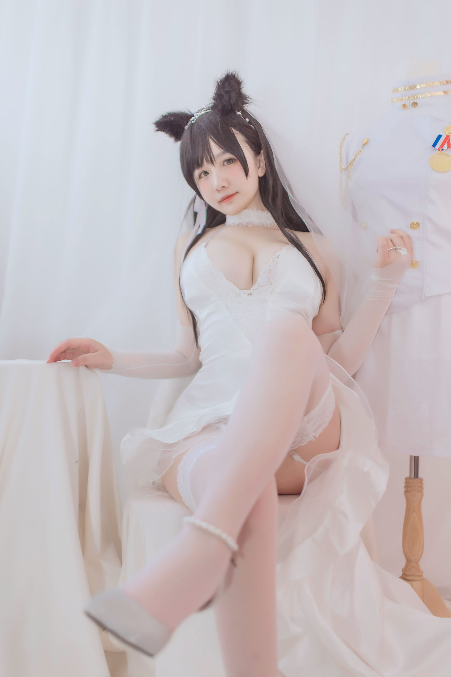 [网红COS] 阿半今天很开心 - 爱宕婚纱