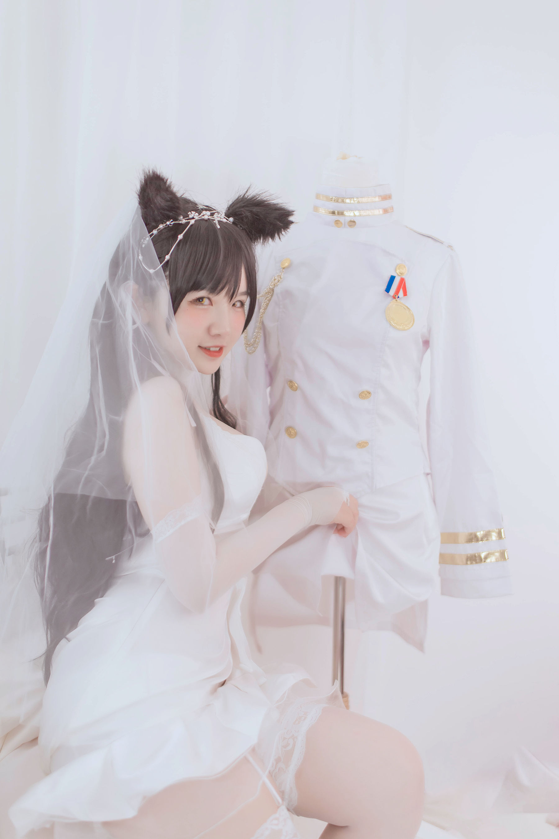 [网红COS] 阿半今天很开心 - 爱宕婚纱