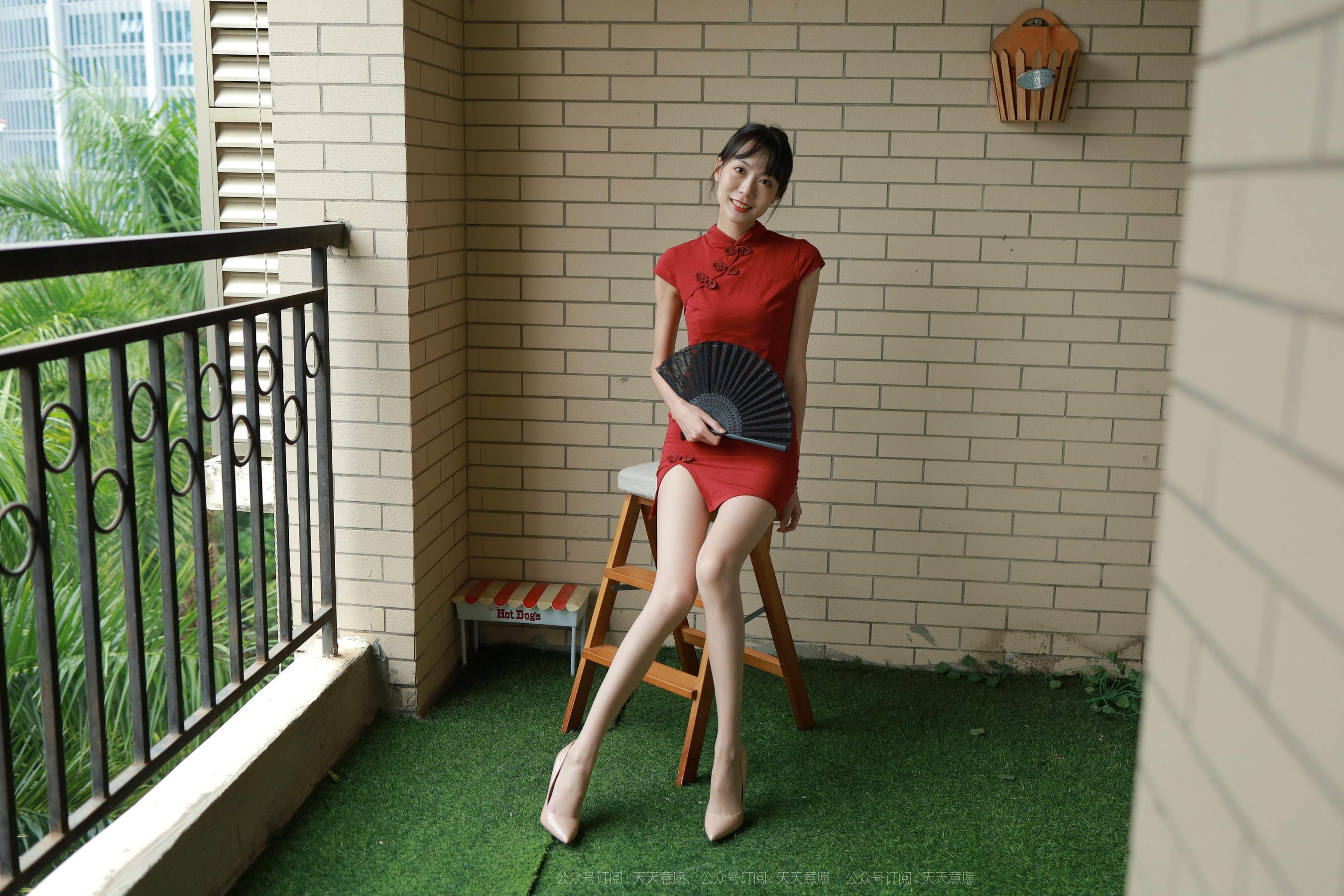 [IESS异思趣向]  模特：新人团团《爱笑女孩》