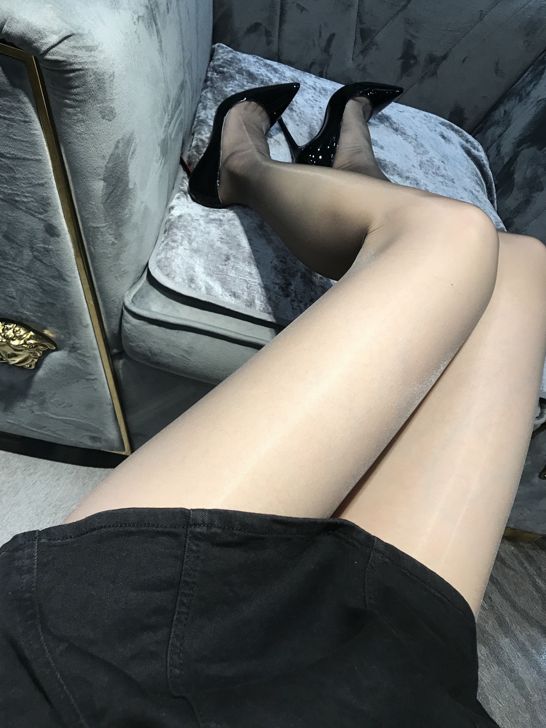 [福利COS] 丝足博主麋鹿_Monroe 2020.06.02 灰亮丝