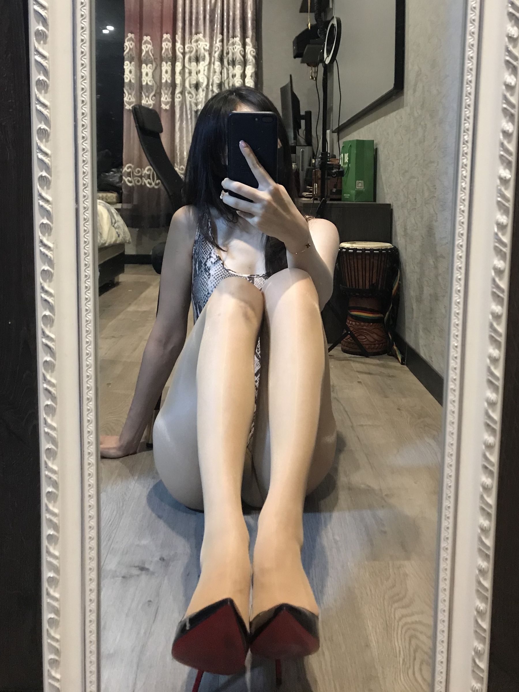 [福利COS] 丝足博主麋鹿_Monroe 2020.06.20 丝享