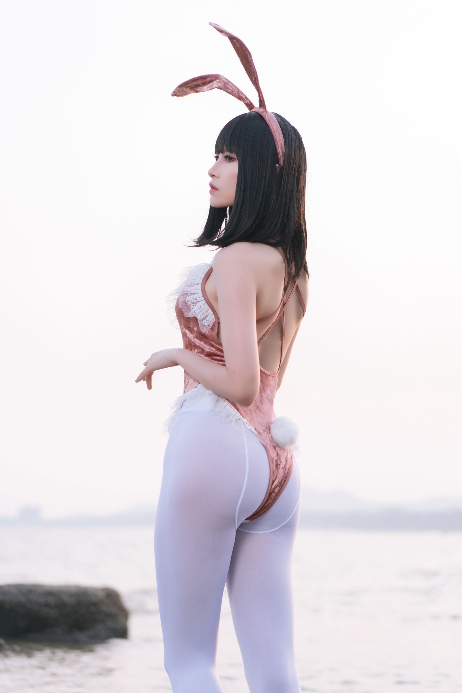 [福利COS] 动漫博主田璐璐 - 粉兔