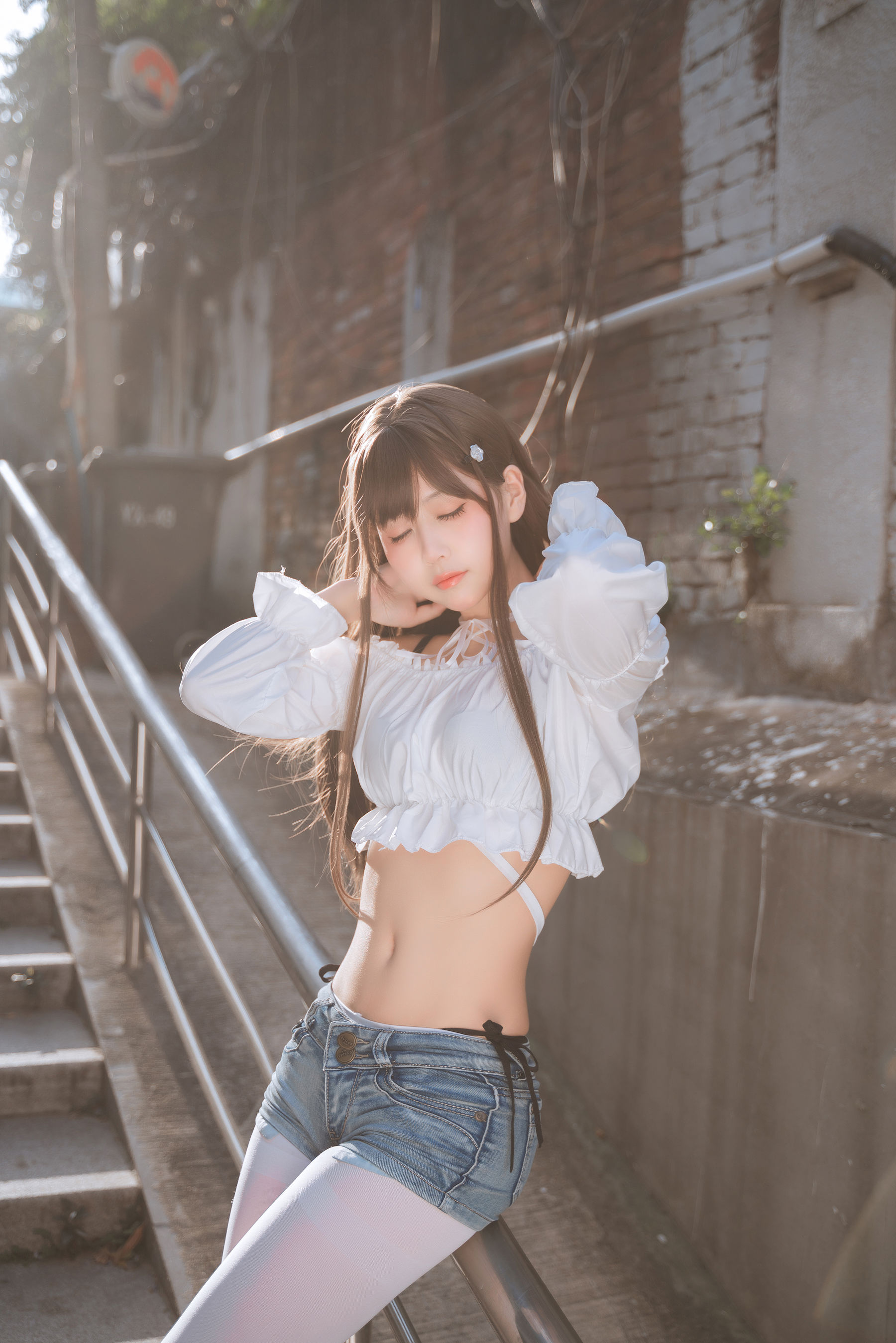 [福利COS] 阳光美少女萌芽儿o0 - 邻家小恶魔