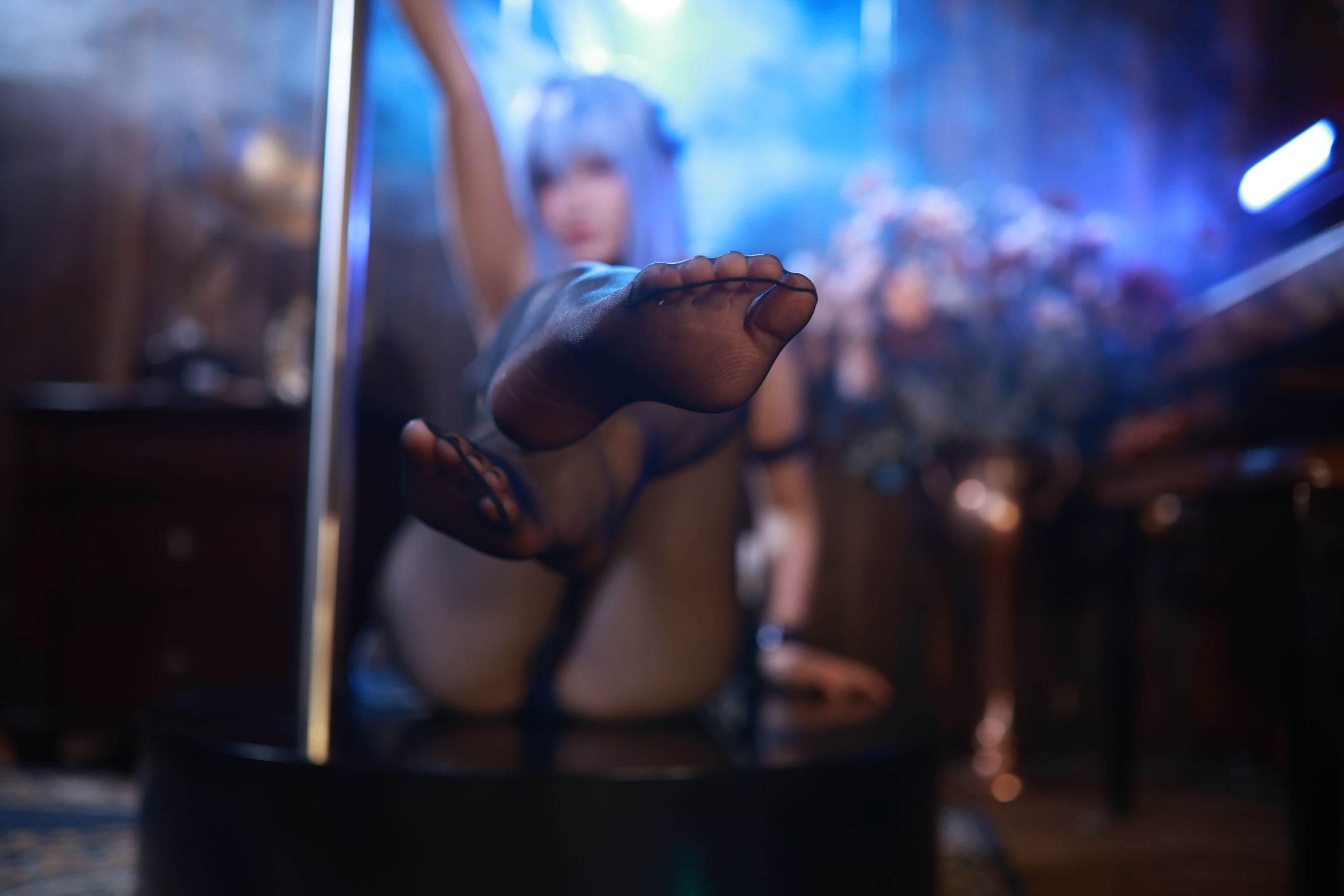 [福利COS] 前羽_rr - 花园