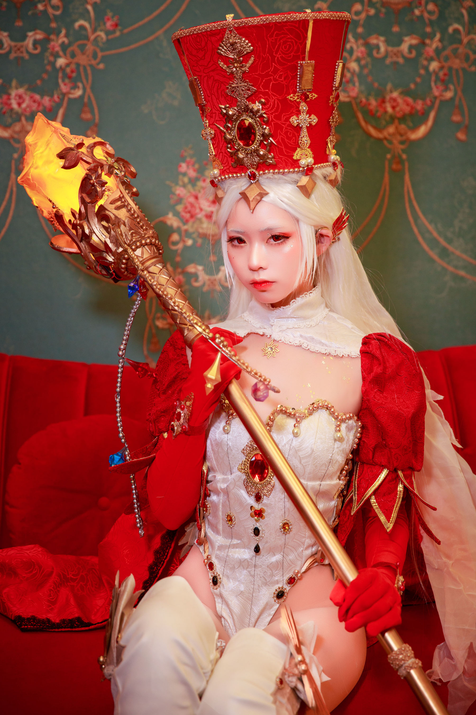 [福利COS] 动漫博主G44不会受伤 - 教皇