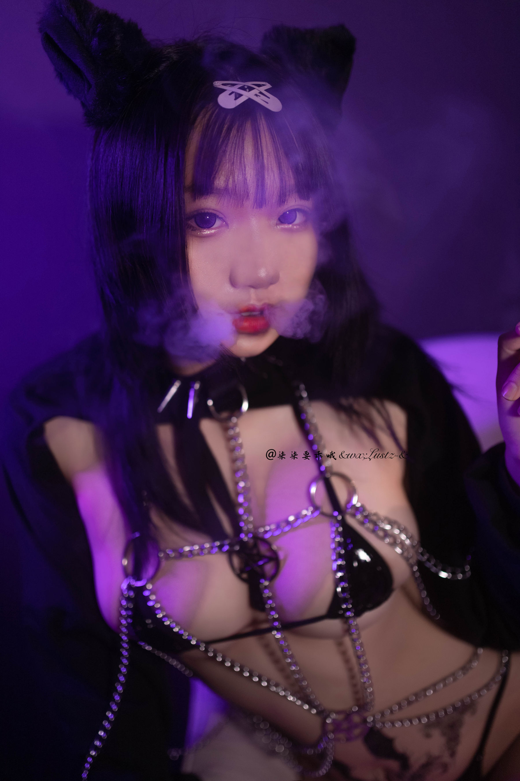 [福利COS] 动漫博主柒柒要乖哦 - 魅魔出差
