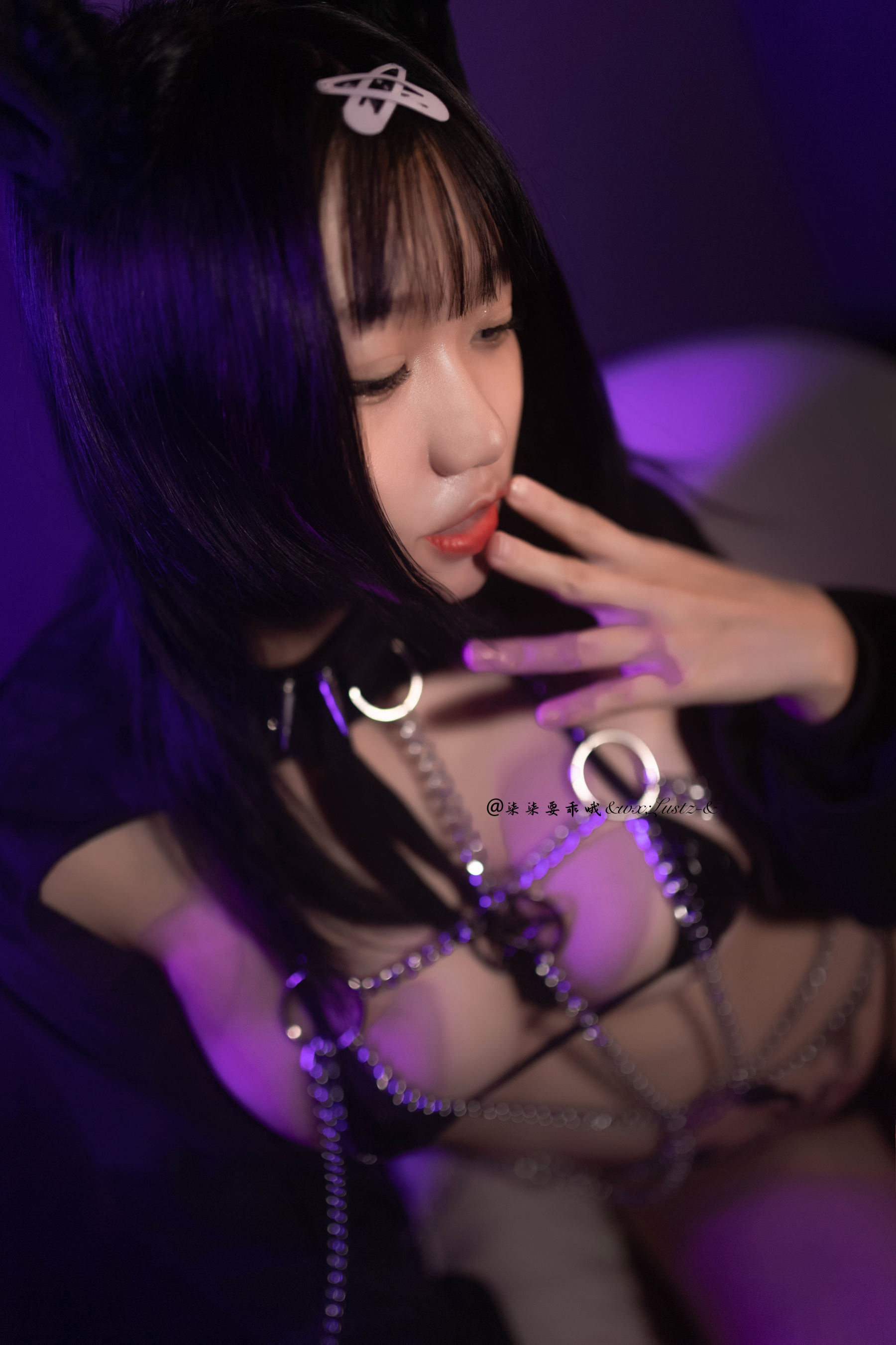 [福利COS] 动漫博主柒柒要乖哦 - 魅魔出差