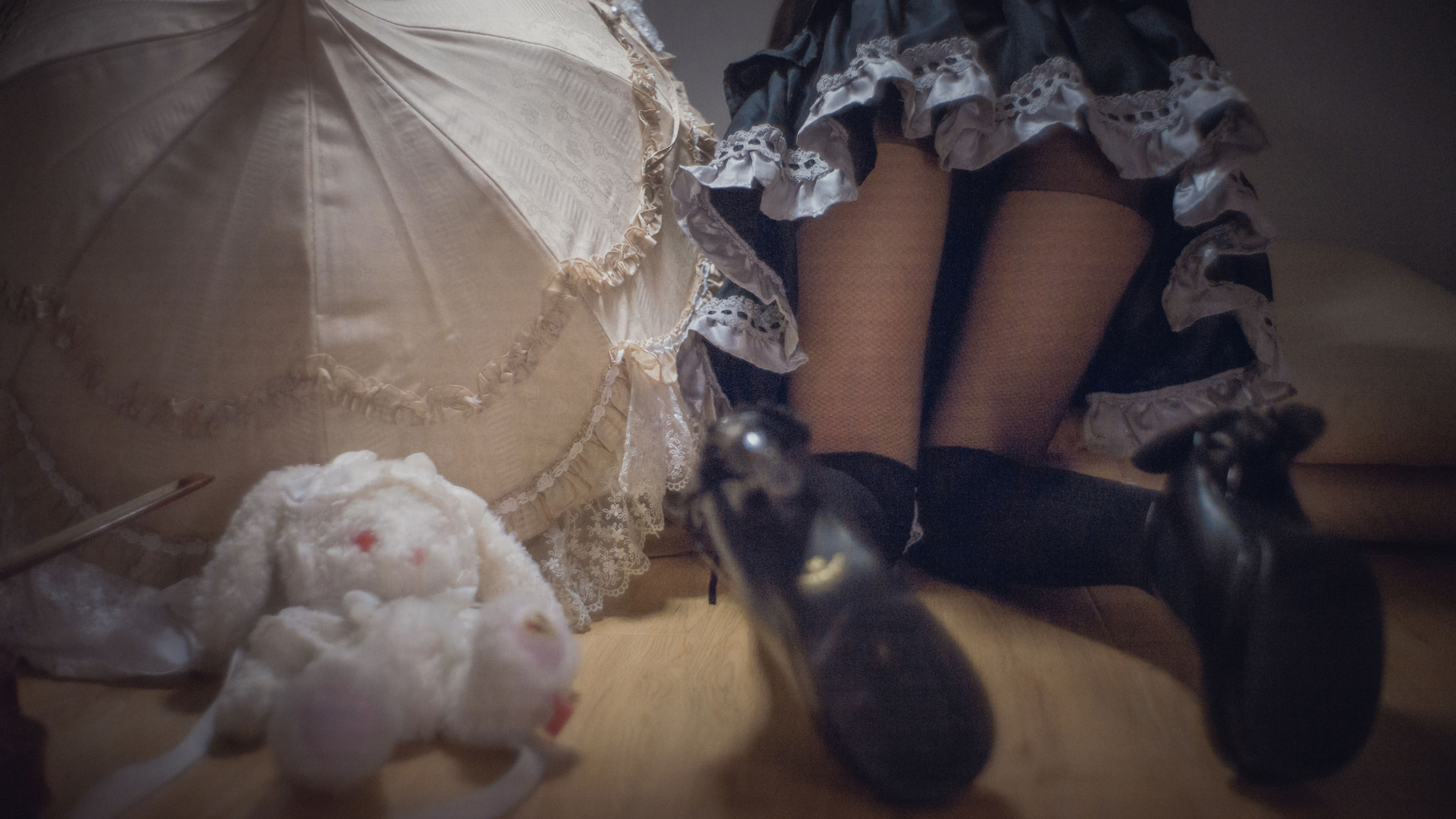 [福利COS] 福利姬木花琳琳是勇者 - Marionette in the closet