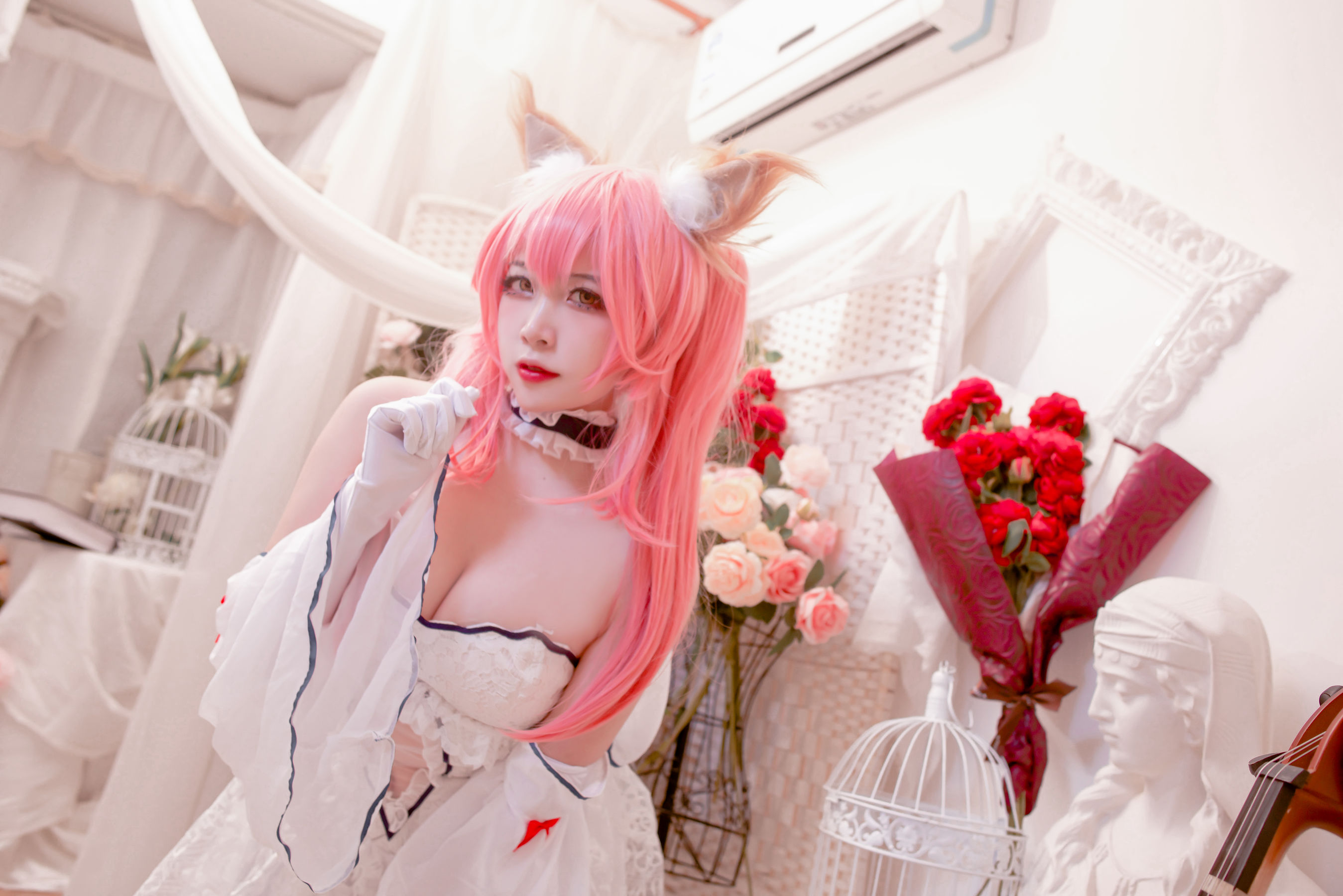 [福利COS] 人气Coser二佐Nisa - fate玉藻前婚纱