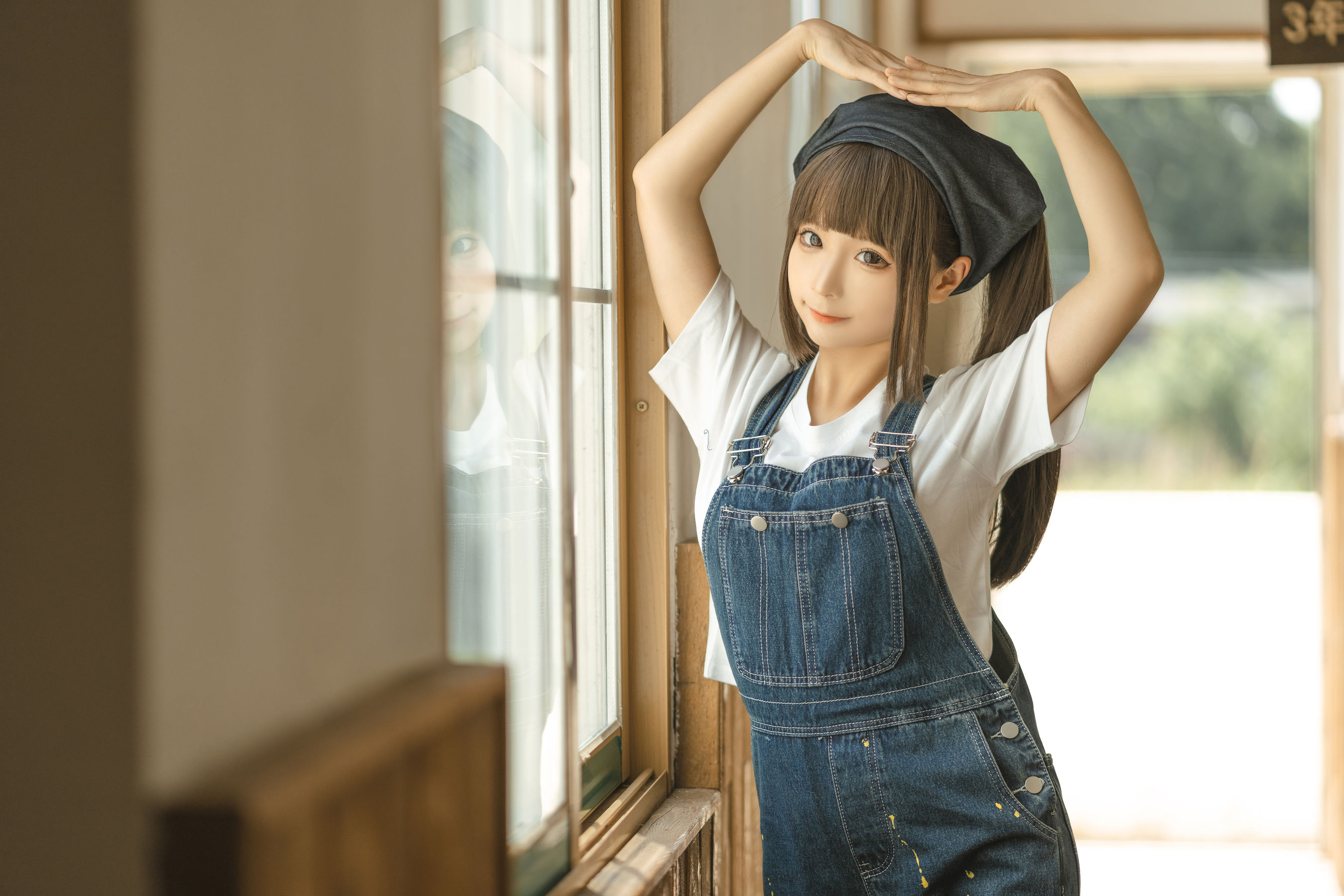 [福利COS] 动漫博主蠢沫沫 - 小画家