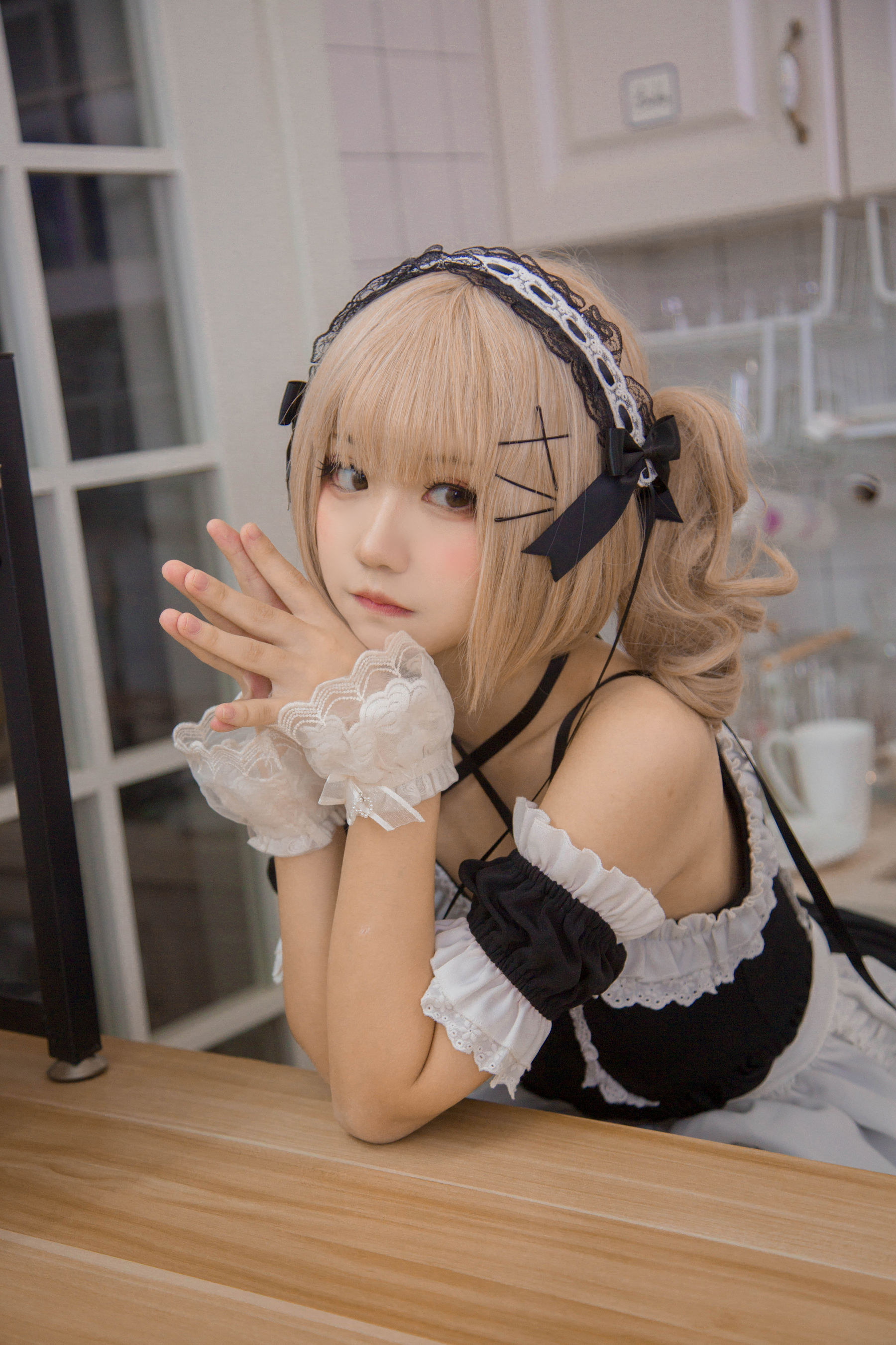 [福利COS] 花柒Hana - 女仆