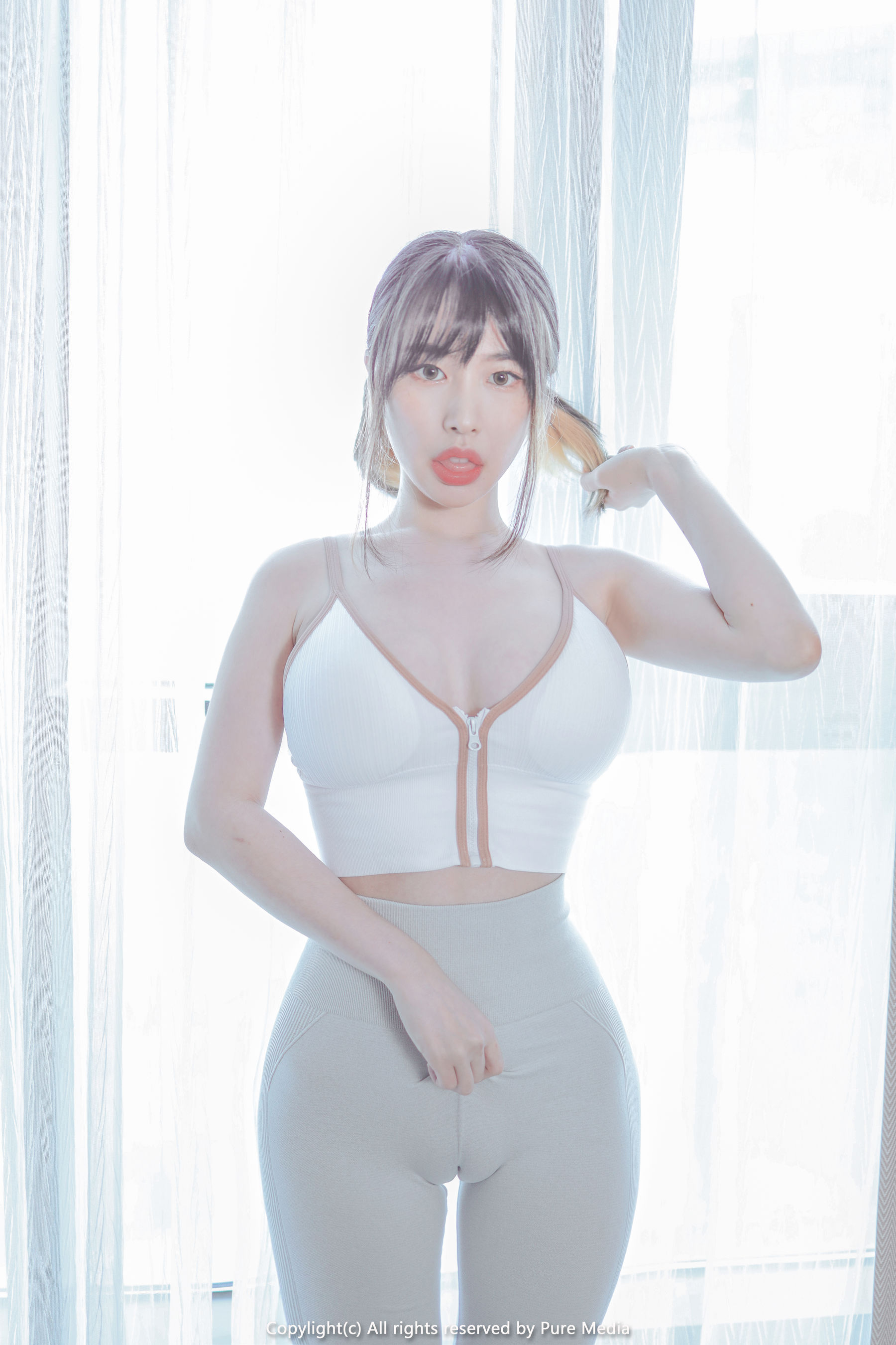 [PURE MEDIA] Vol.103 - Uhye
