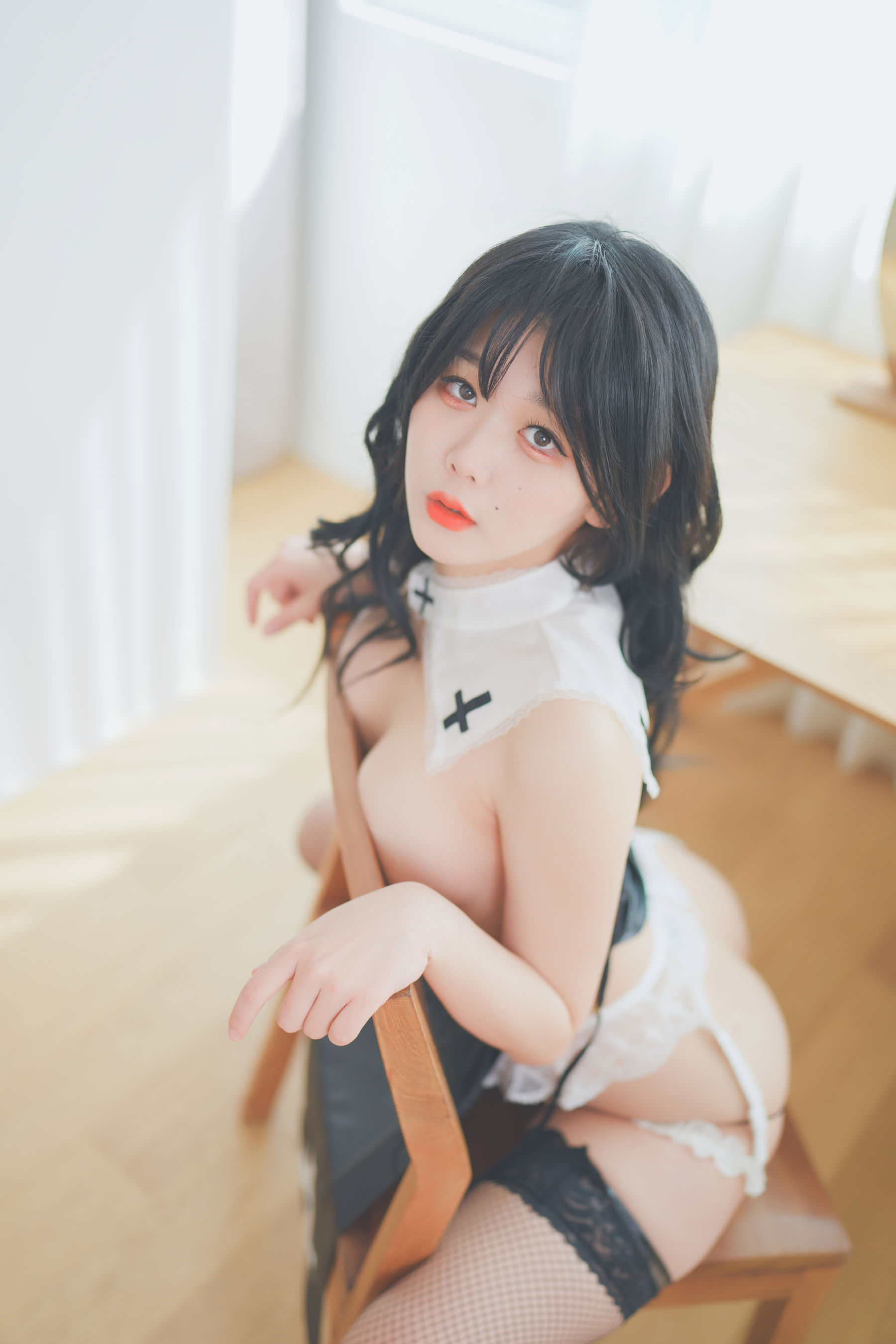 [Ziakwon]  Zia - Nun's hobby