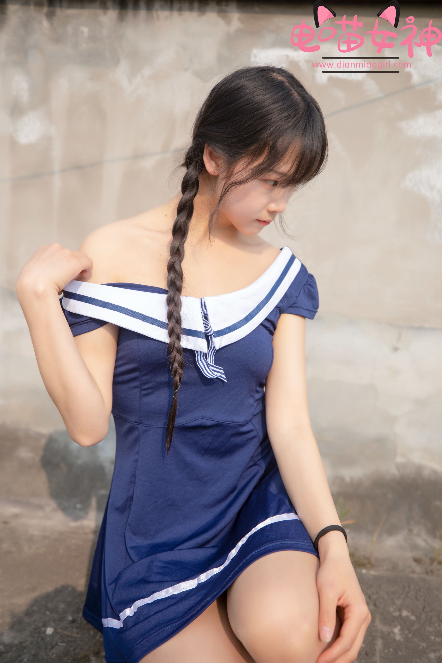 [福利COS] 电喵女神 - 灵唯 制服