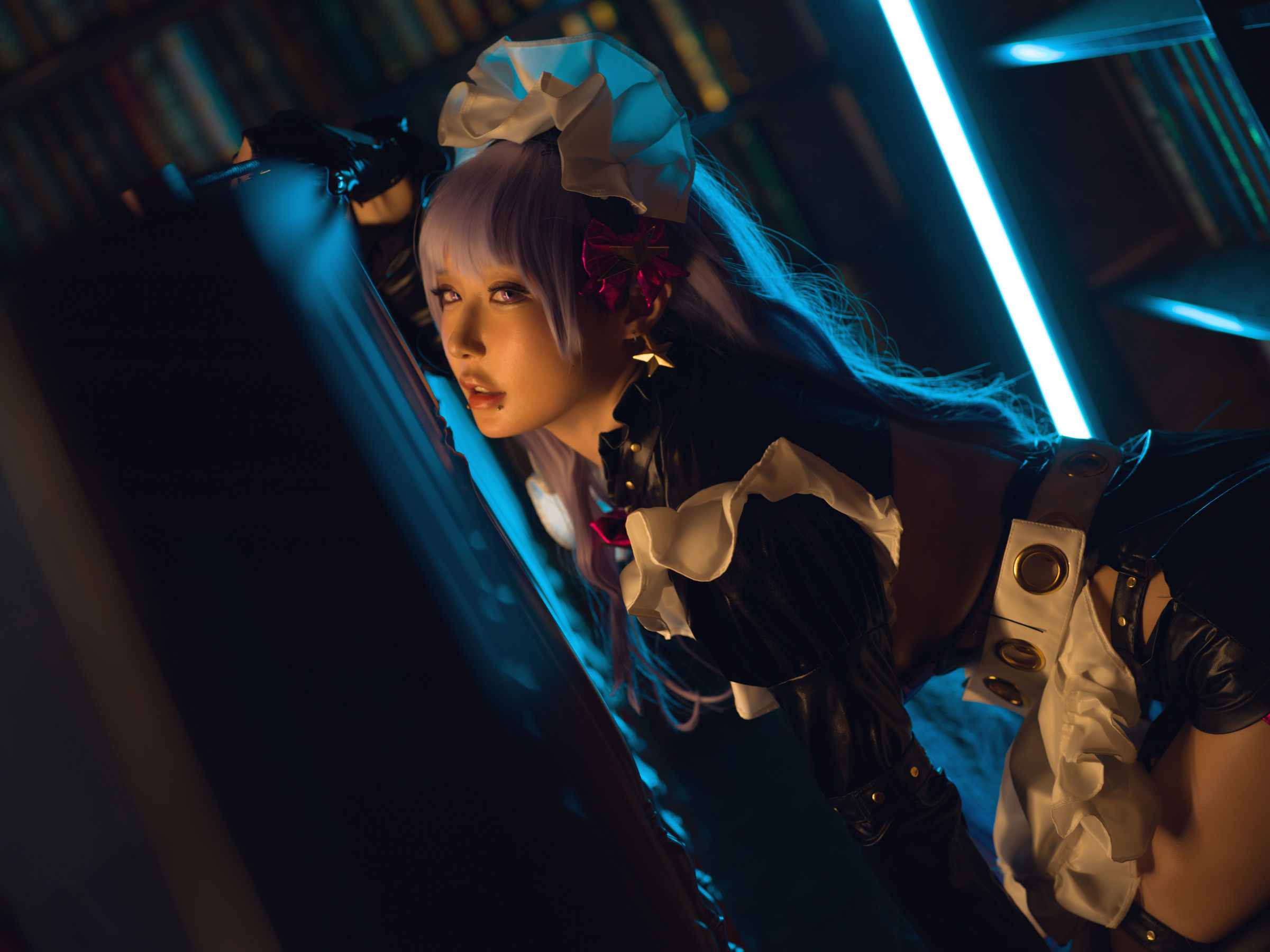 [福利COS] 动漫博主阿包也是兔娘 - 女仆 BB酱