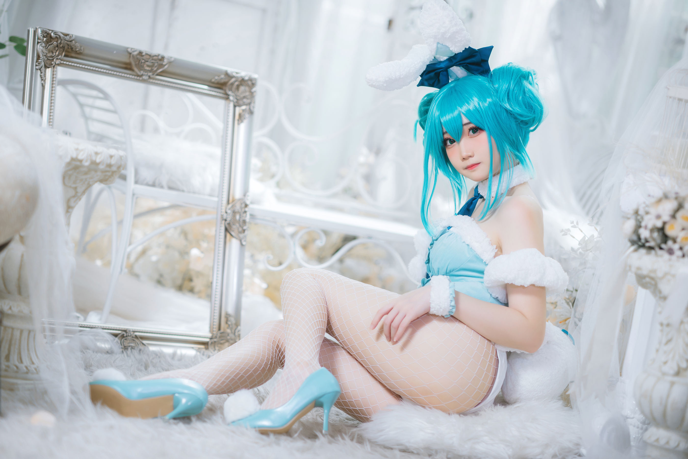 [福利COS] 焖焖碳 - 初音兔女郎