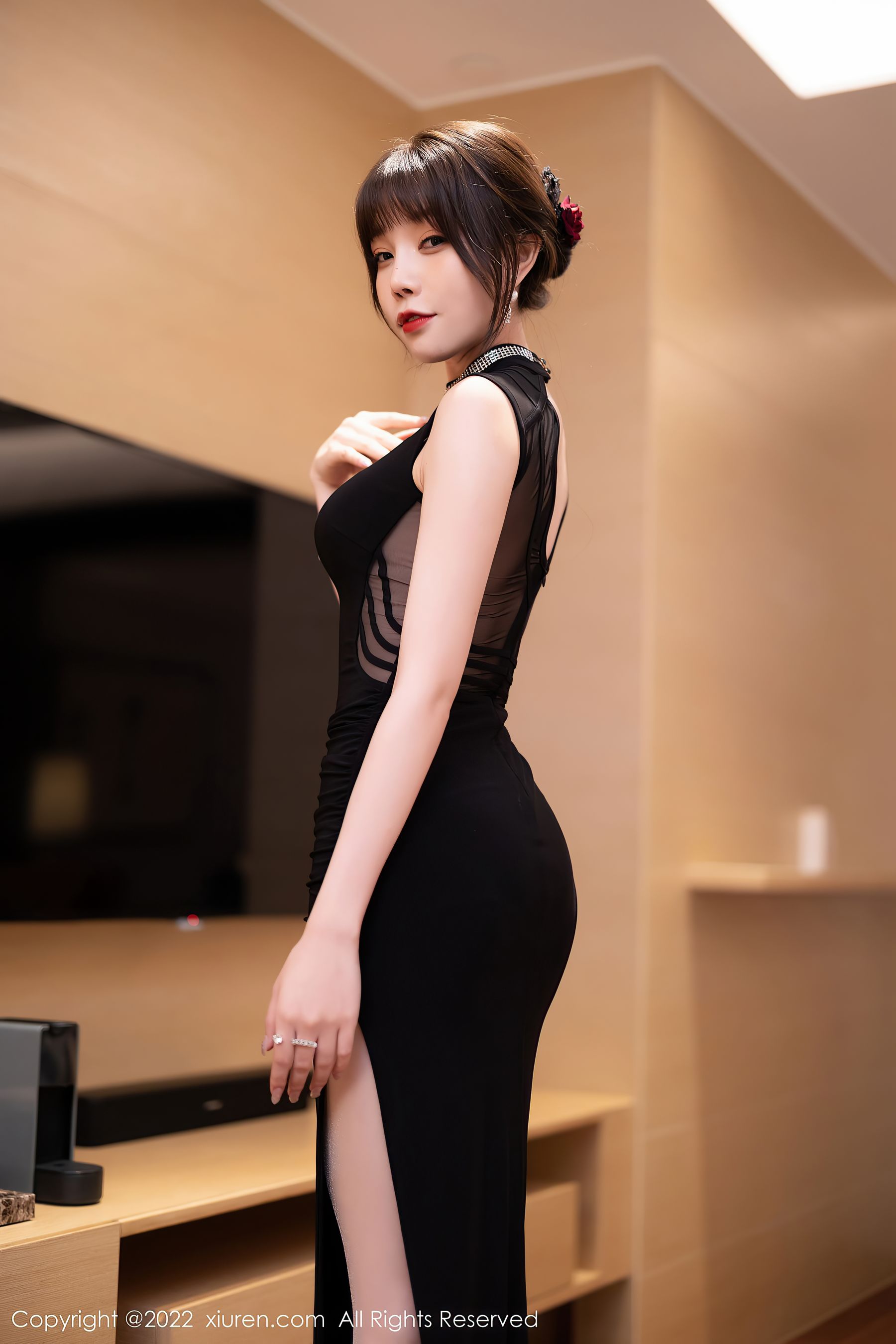 [秀人XiuRen] No.5460 徐莉芝Booty