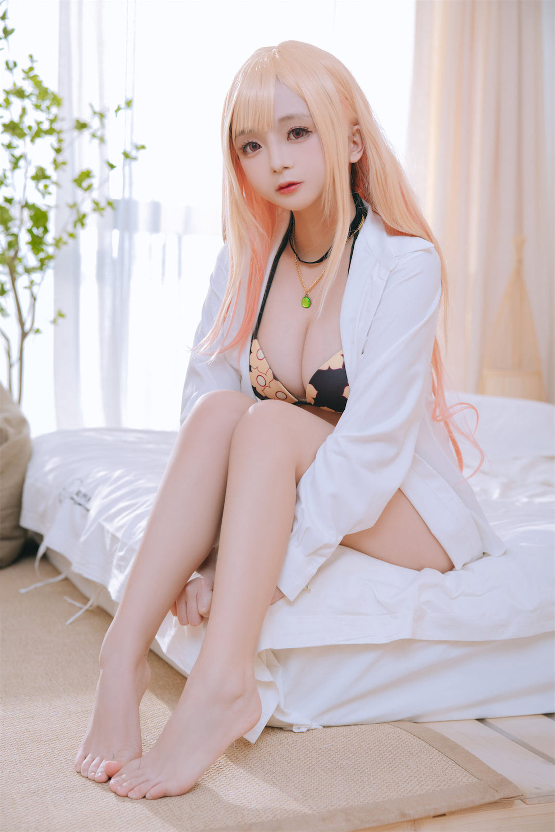 [福利COS] Cosplay日奈娇 - 更衣人偶喜多川海梦泳装