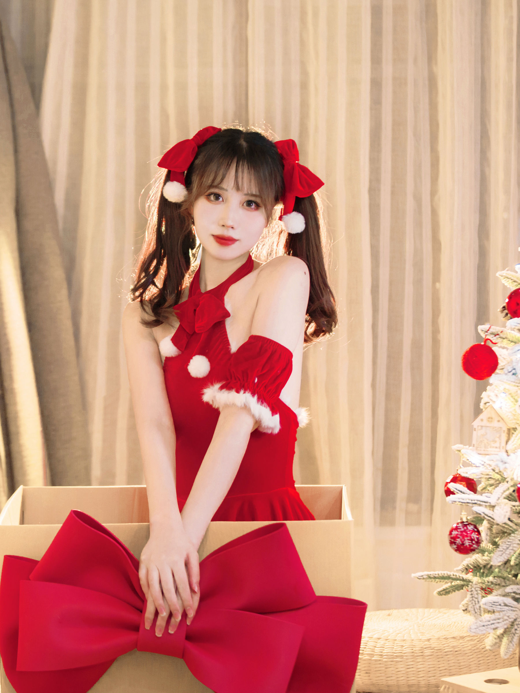 [福利COS] 次元少女念雪ww - 玫瑰礼物