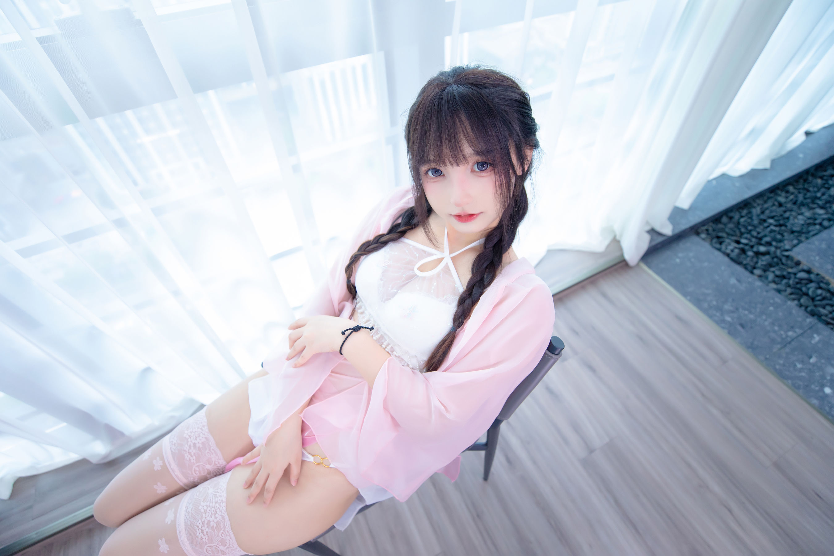 [福利COS] 萝莉神楽板真冬 之桃花潭水