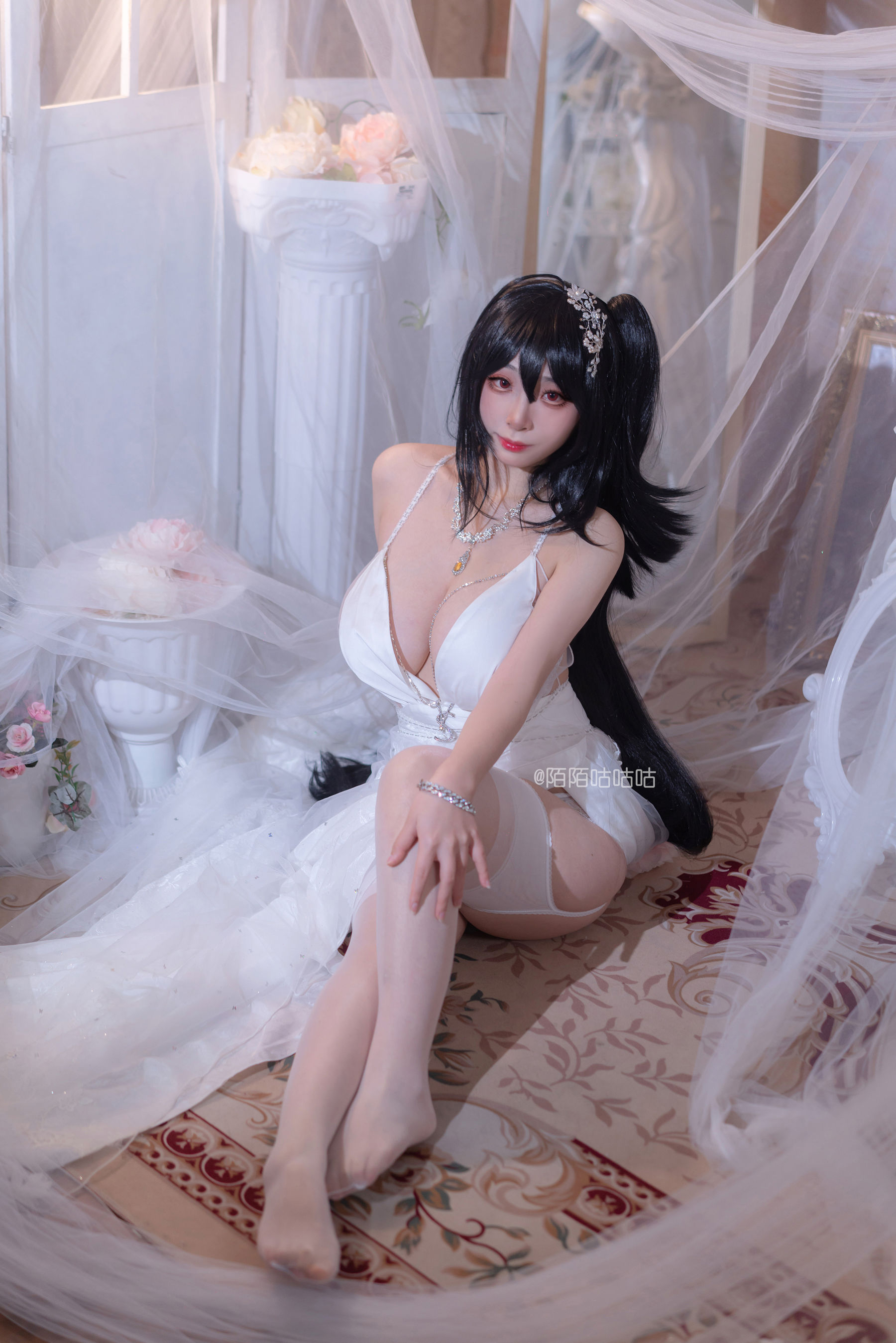 [福利COS] Cosplay美女韶陌陌 - 大凤 婚纱