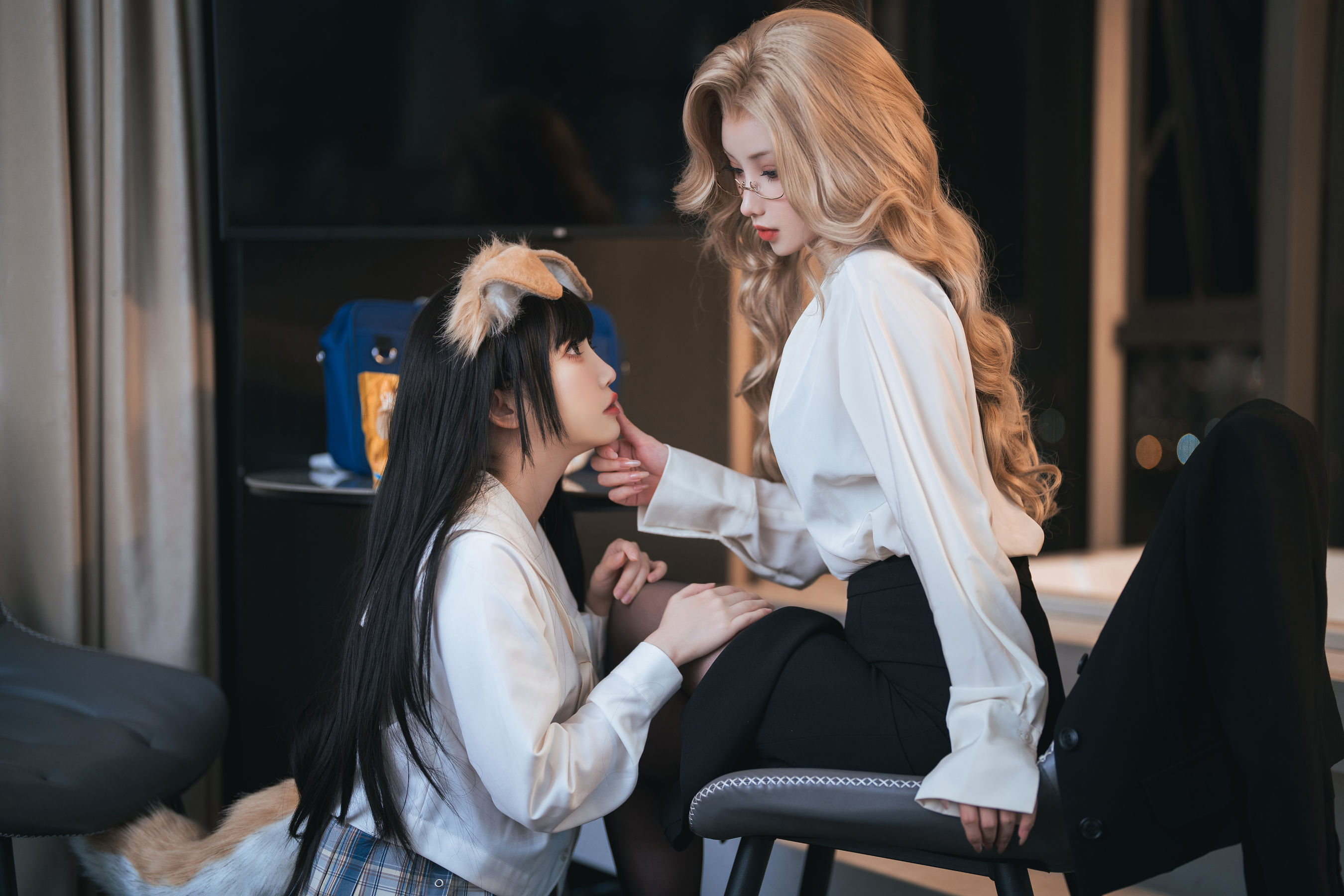 [福利COS] COS福利rioko凉凉子&面饼仙儿 - 女上司双人版