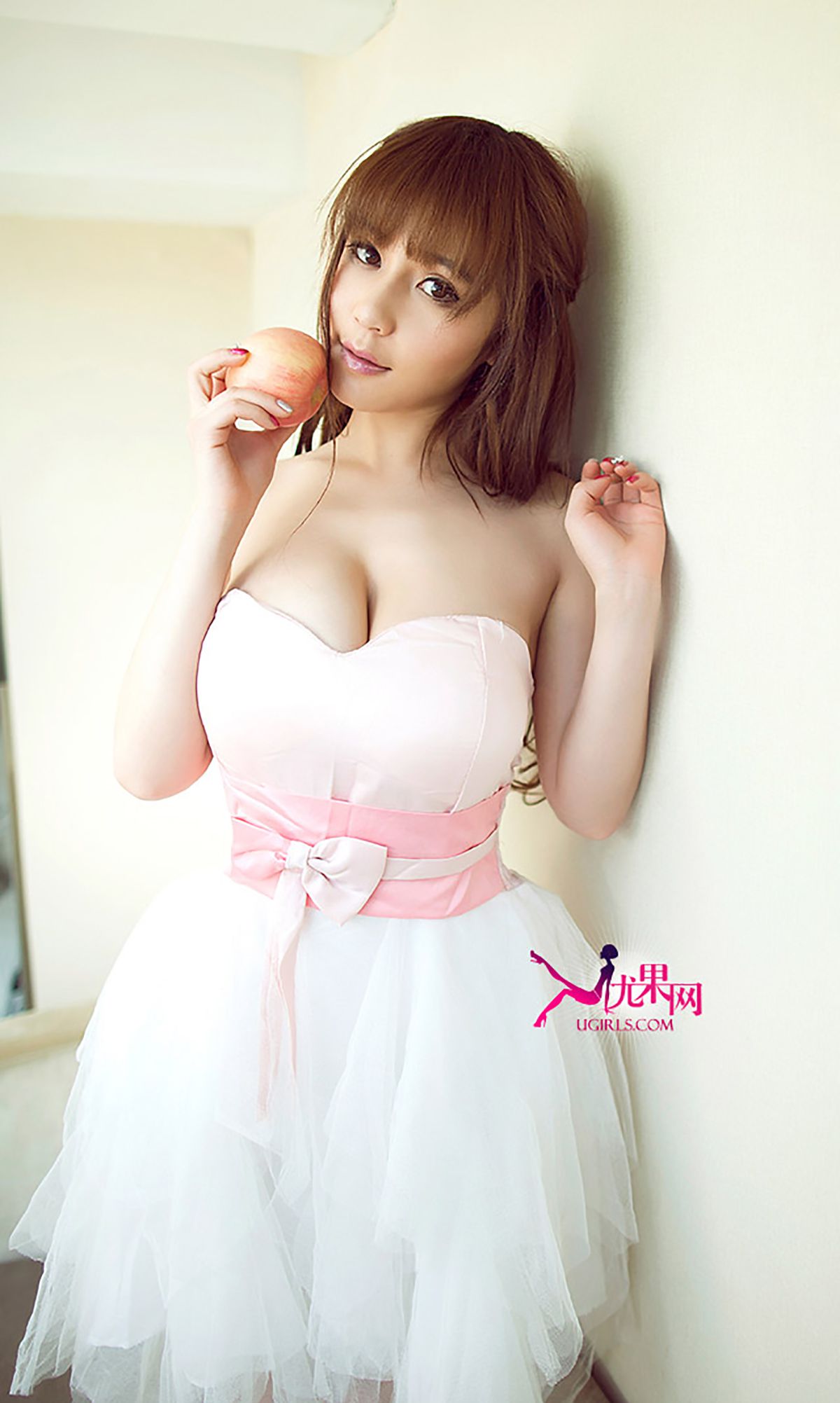 苏可可《童颜巨乳 娇俏可人》 [爱尤物Ugirls] No.013 