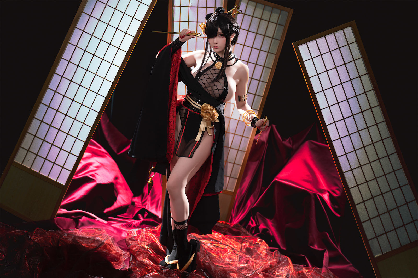 [福利COS] Coser小姐姐星之迟迟 - 圣诞节 约尔 同人和风战斗服