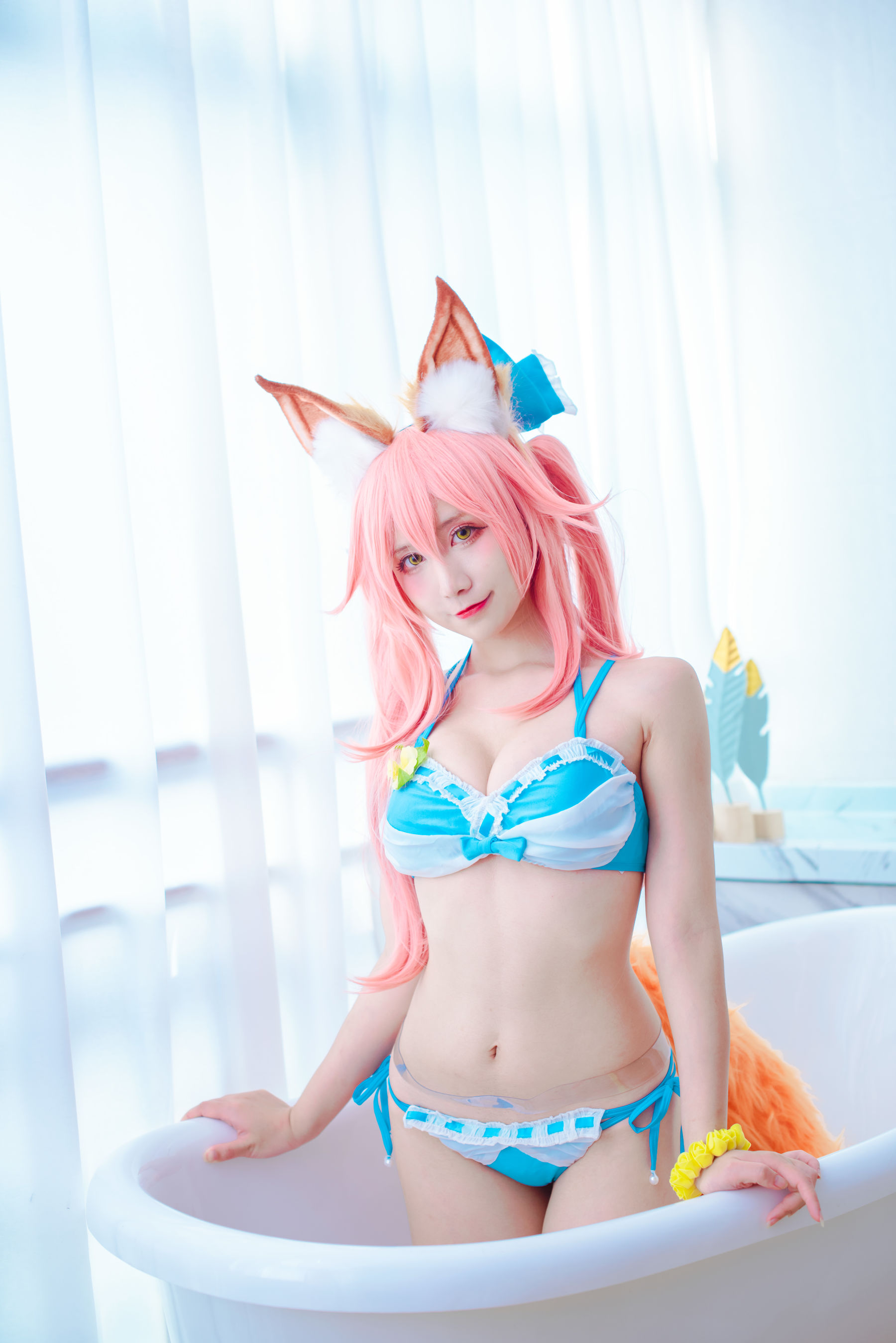 [福利COS] 动漫博主九曲Jean - 玉藻前泳装