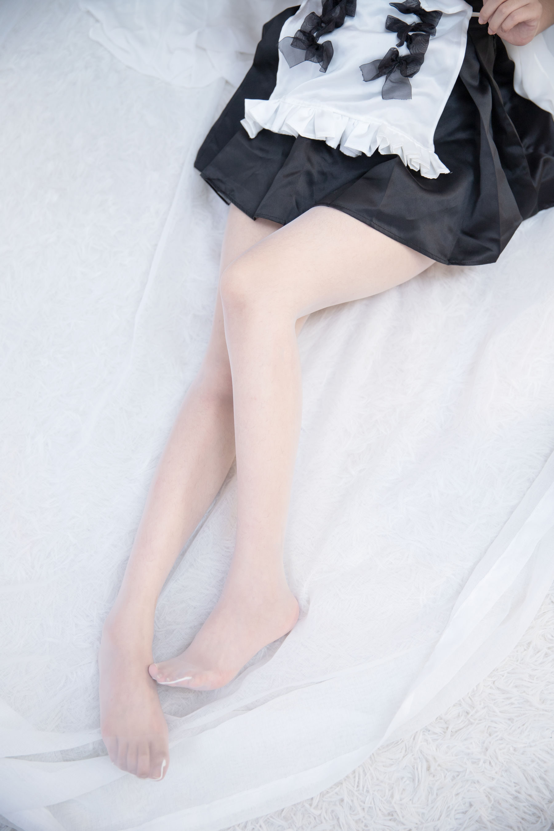 [福利COS] 动漫博主洛璃LoLiSAMA - 不挠女仆