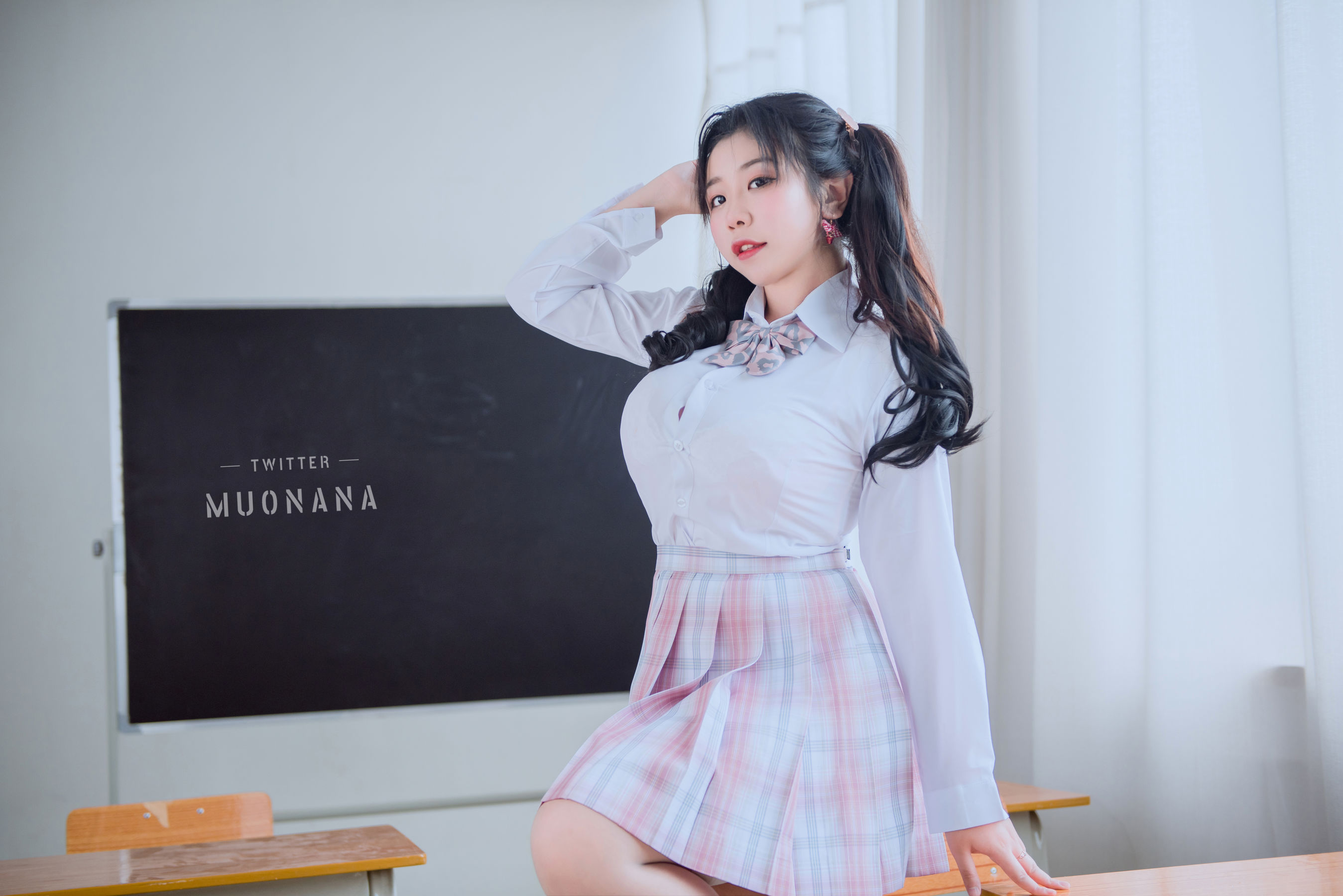 [福利COS] 动漫博主穆零Mu0 - 老师学生