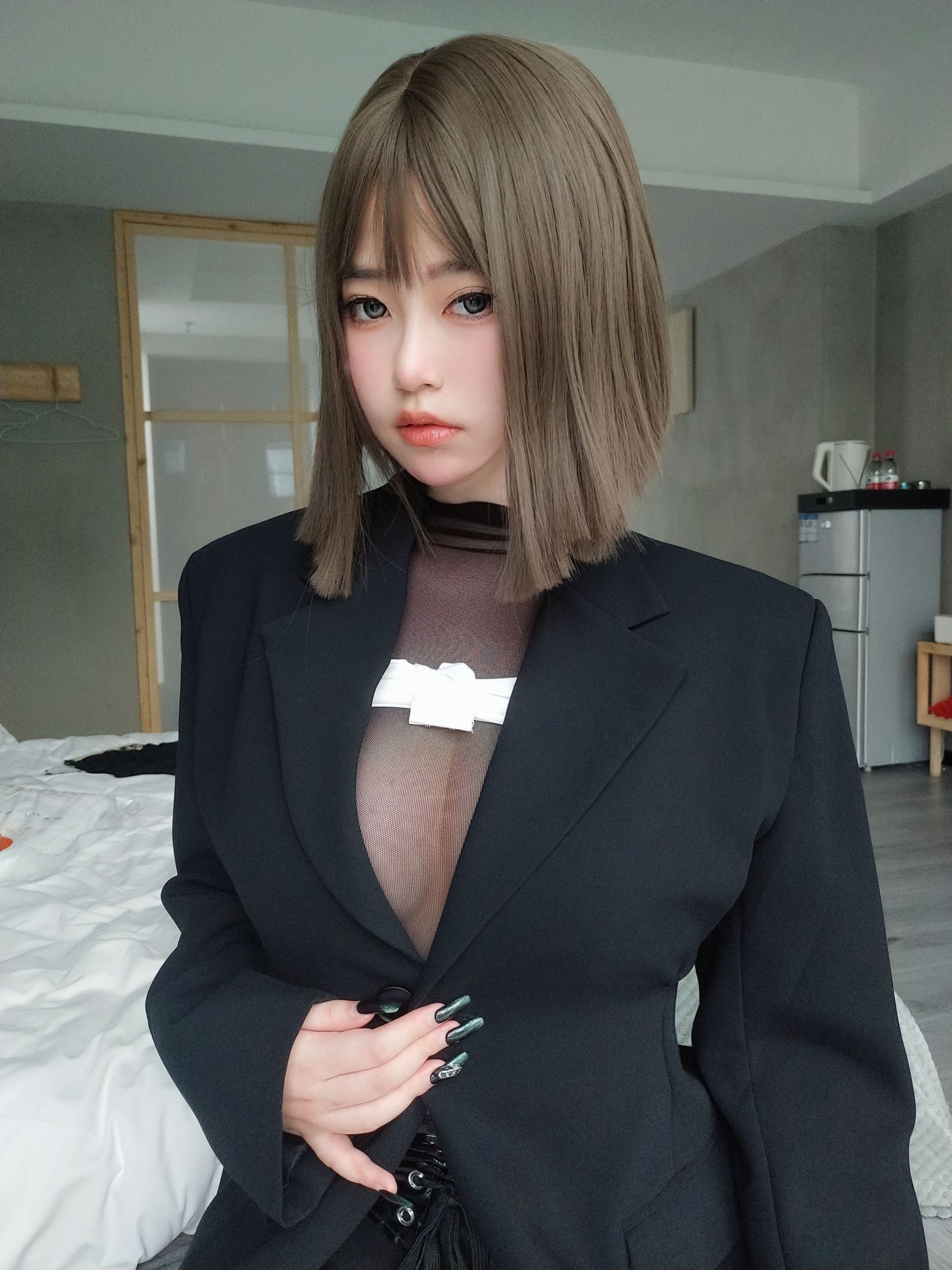 [福利COS] 女主K - 大胆的秘书