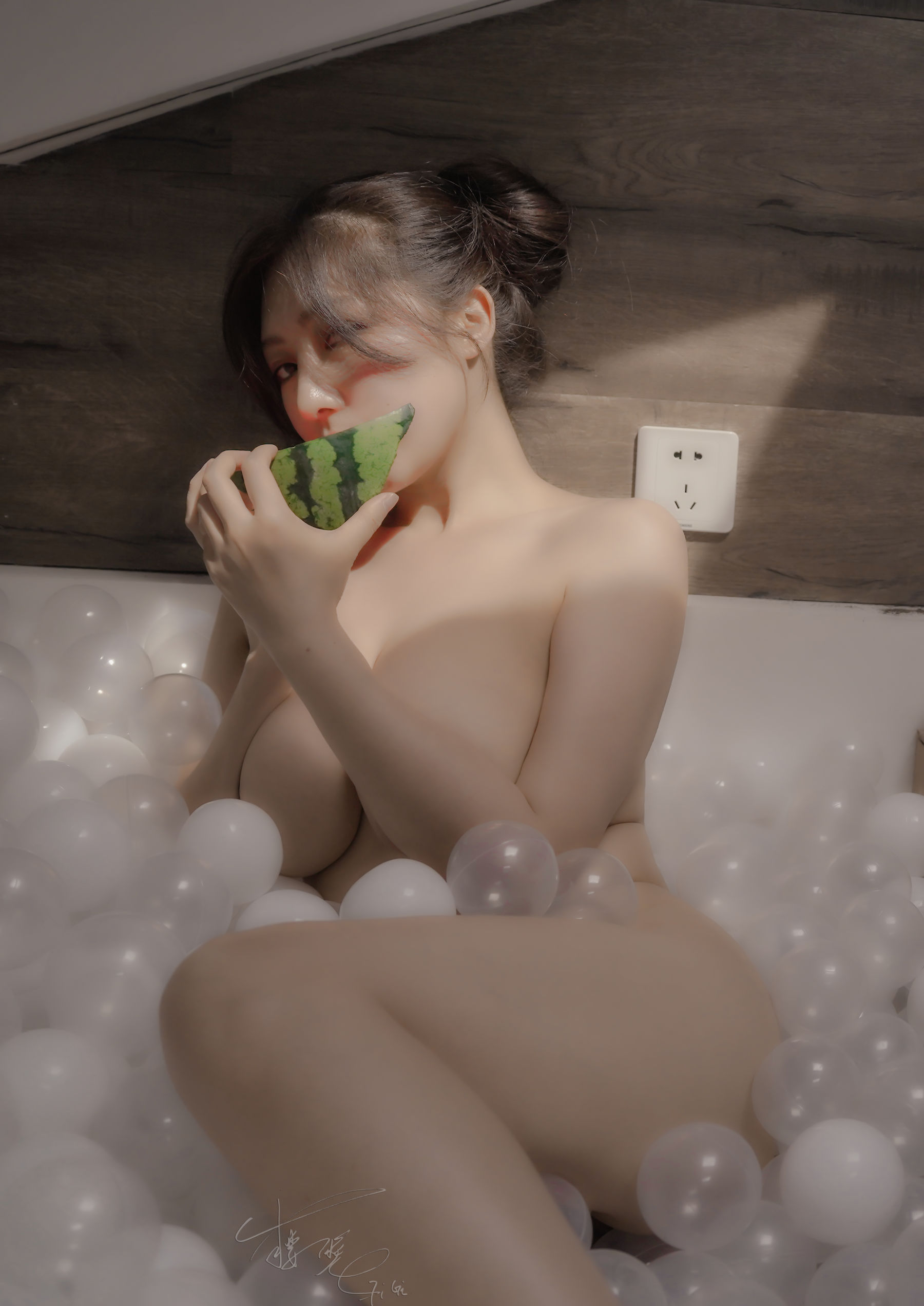 [福利COS] 网络红人樱晚gigi - 夏引