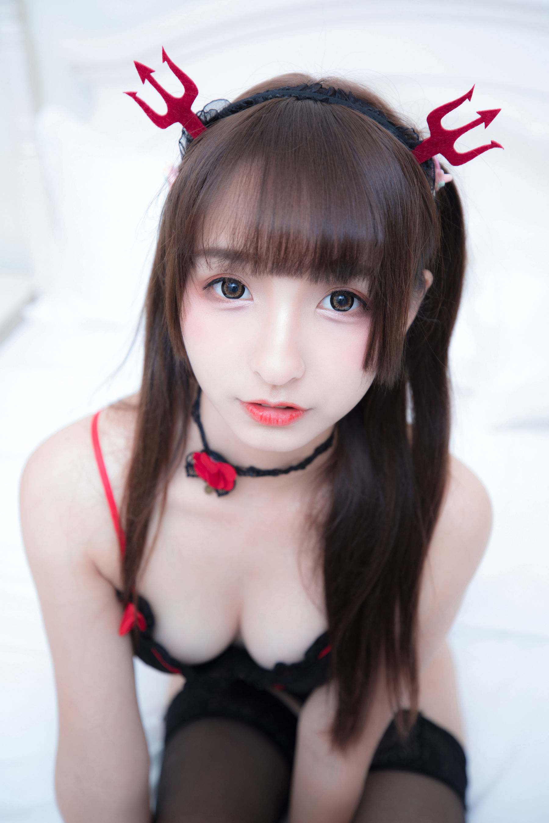 [福利COS] 萝莉神楽板真冬 之小恶魔