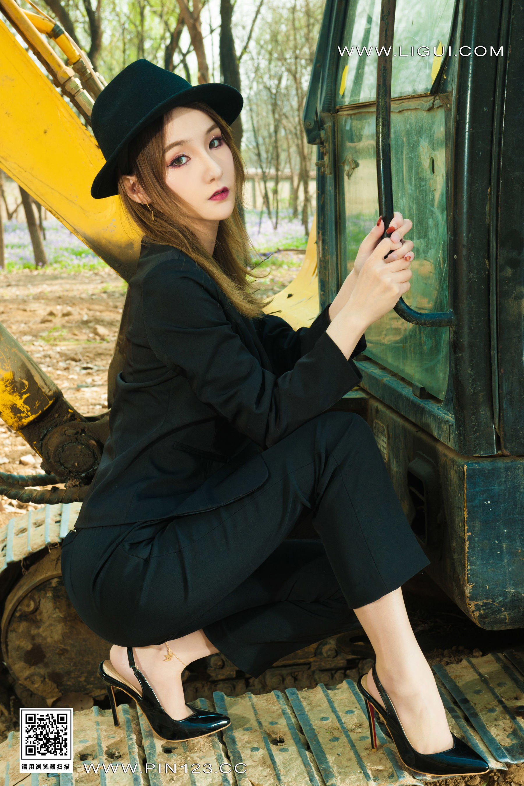 [Ligui丽柜] 2023.04.10 野外柑丝 心心 