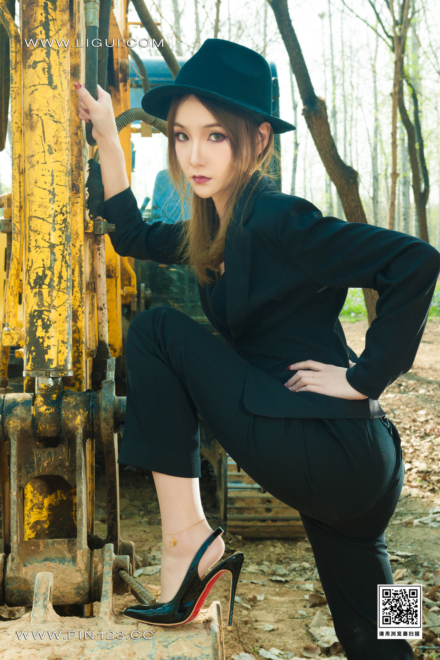 [Ligui丽柜] 2023.04.10 野外柑丝 心心 