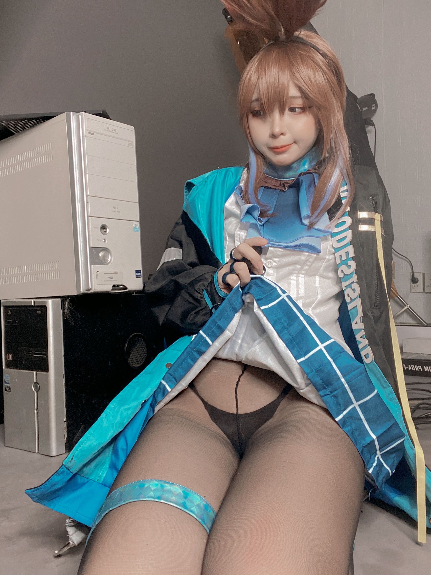 Umeko J - Amiya (Arknights) 