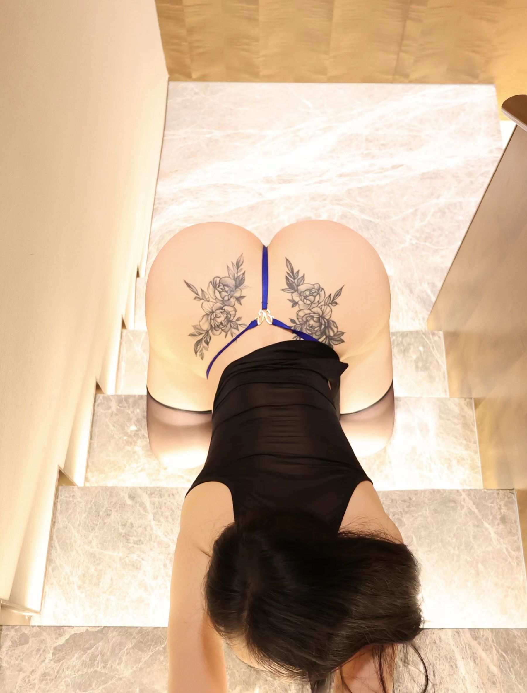 美臀女神左公子666 - 渔网连体 