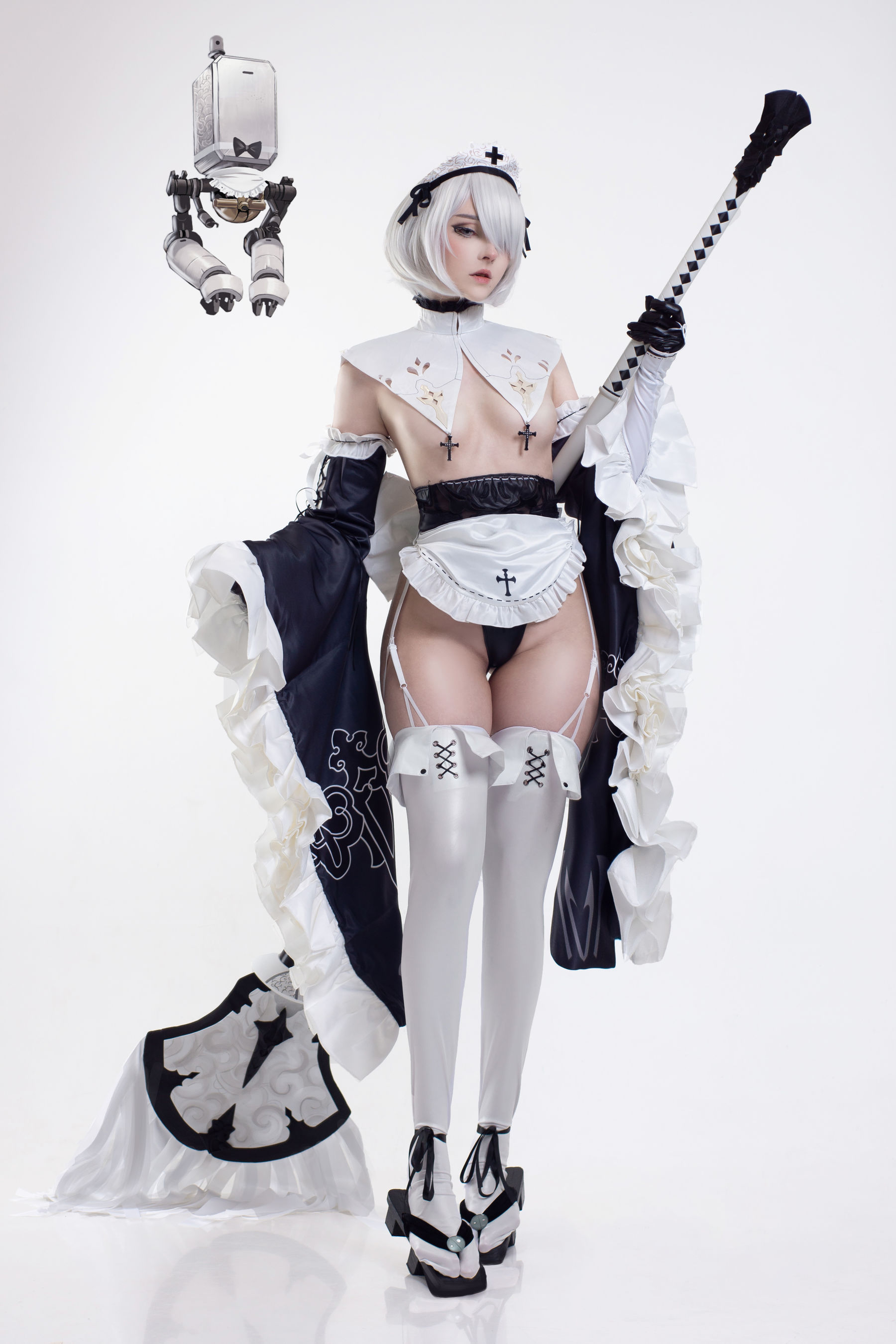 Candy Ball - Maid 2B 