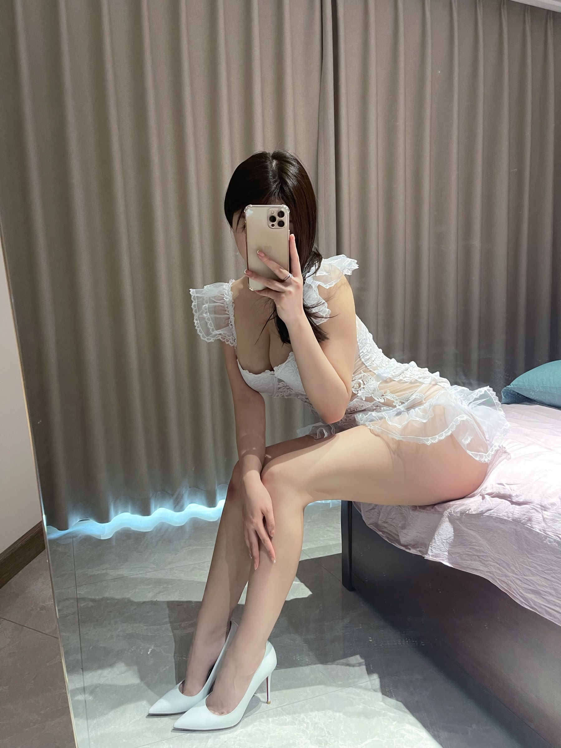 奶宝妹纸 - 你的新娘 